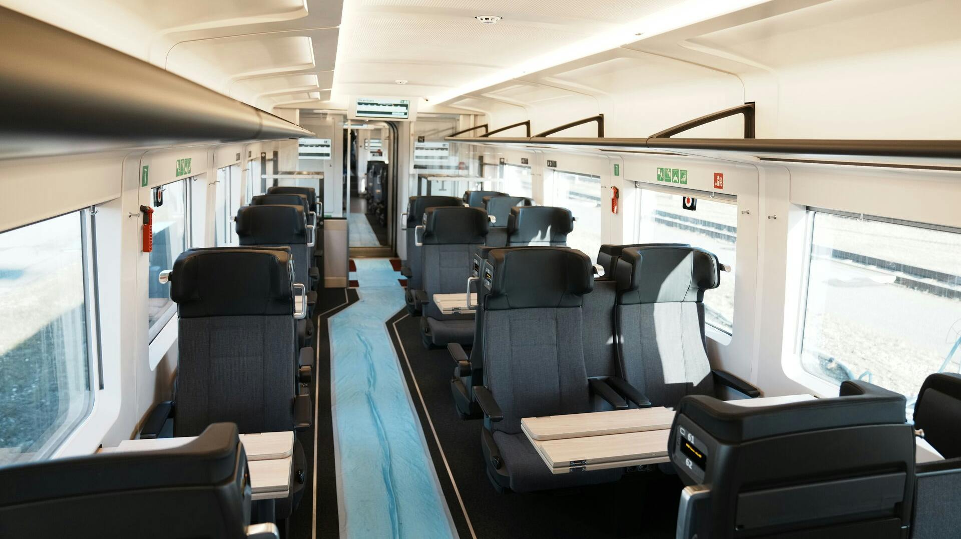 DSB fremviser det første af de nye EC-tog frem ved en presseseance i Kastrup torsdag 25. januar 2024.