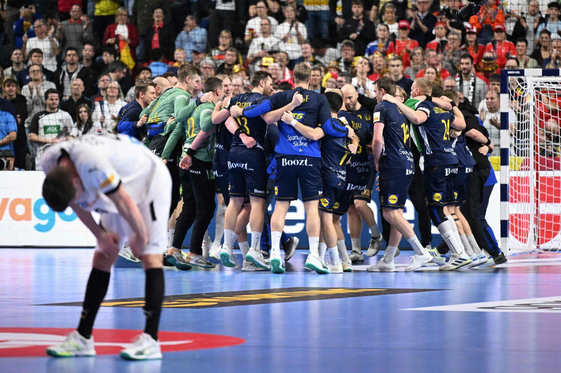 Sverige snuppede bronze ved EM efter en sejr på 34-31 over Tyskland. Det kunne svenskerne blandt andet takke en velspilleden Andreas Palicka i målet for.