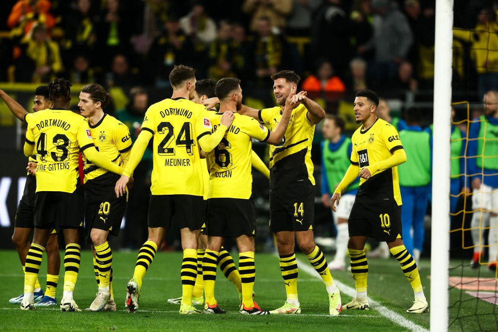 Med de tre point overtager Dortmund fjerdepladsen i Bundesligaen, der giver adgang til Champions League.&nbsp;