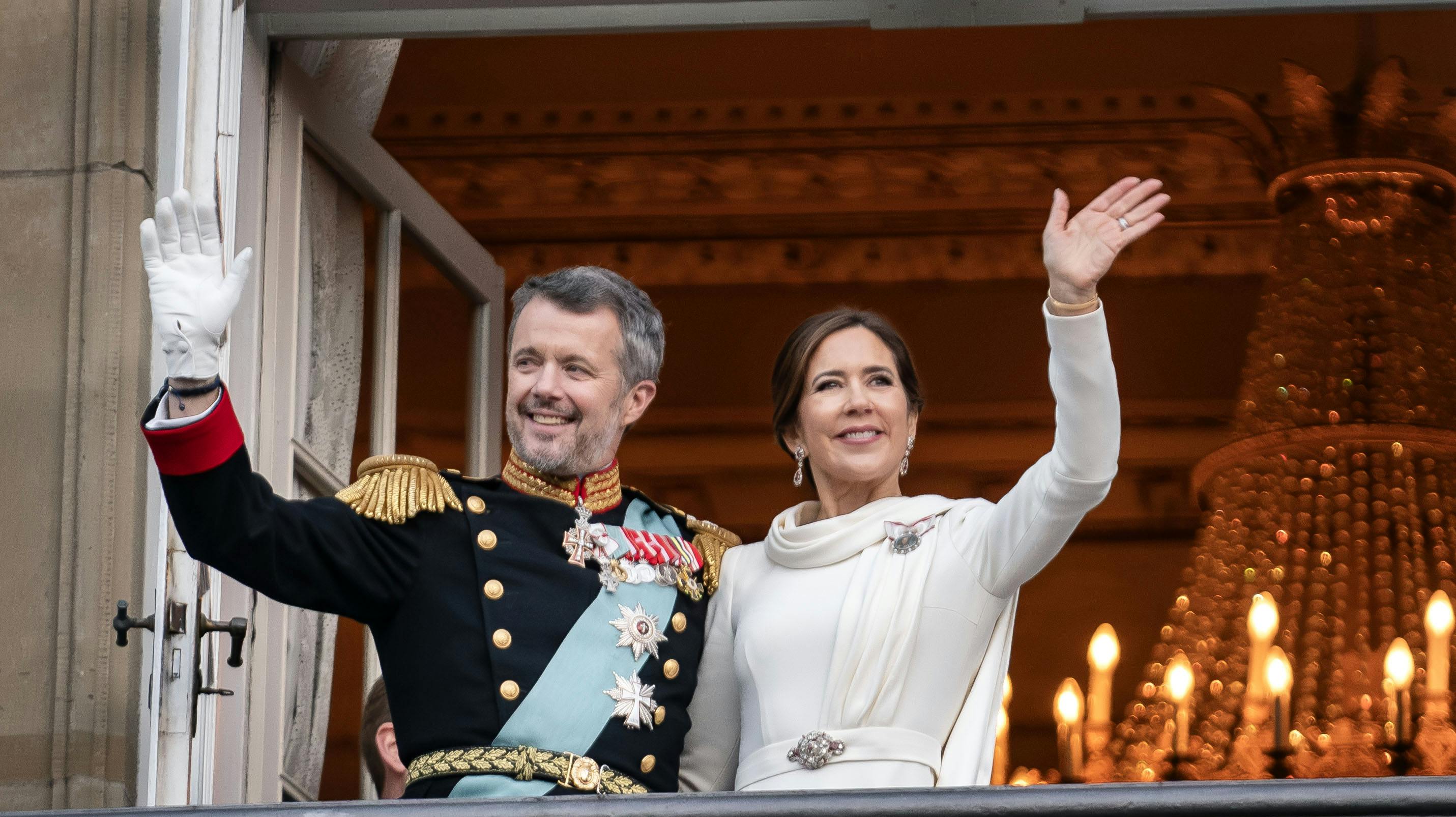 H.M. Dronning Mary vil være at finde på lægterne, når håndboldherrerne i aften spiller EM-finale. 