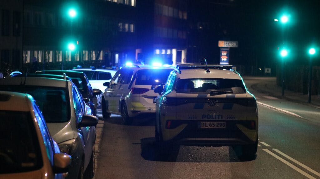 Der har mandag aften været masseslagsmål på Frederiksberg mellem to grupper af mennesker.