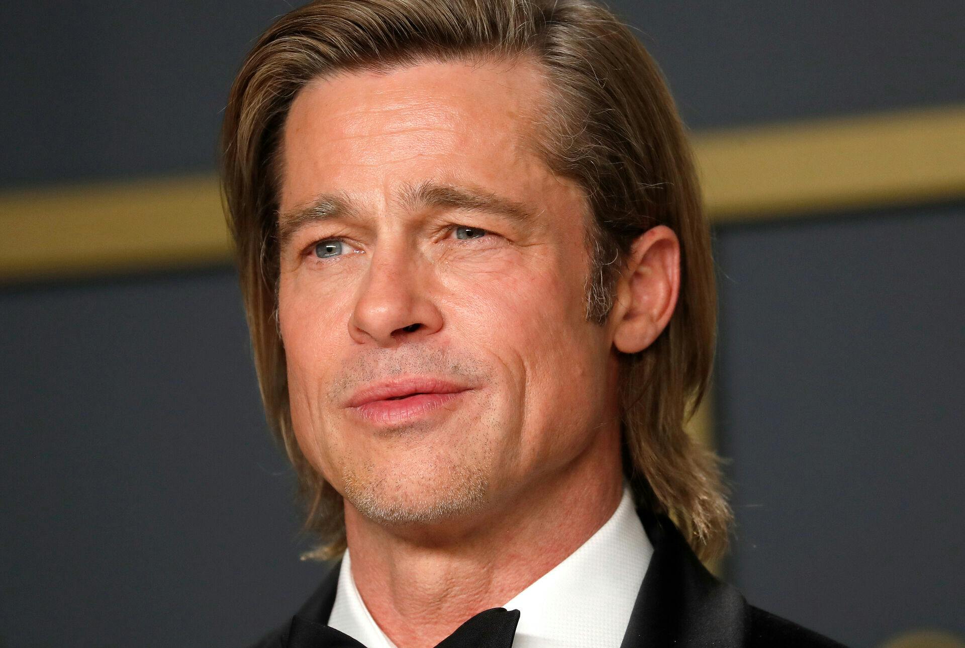 Best Supporting Actor Brad Pitt poses with his Oscar in the photo room during the 92nd Academy Awards in Hollywood, Los Angeles, California, U.S., February 9, 2020. REUTERS/Lucas Jackson