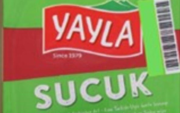 Lidl Danmark tilbagekalder Yayla Sucuk hel spegepølse, efter der er påvist E.coli i produktet.