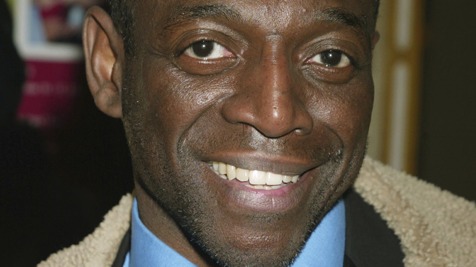 Stjerner som Jennifer Hudson og Sarah Michelle Gellar hylder ham efter hans alt for tidlige død.