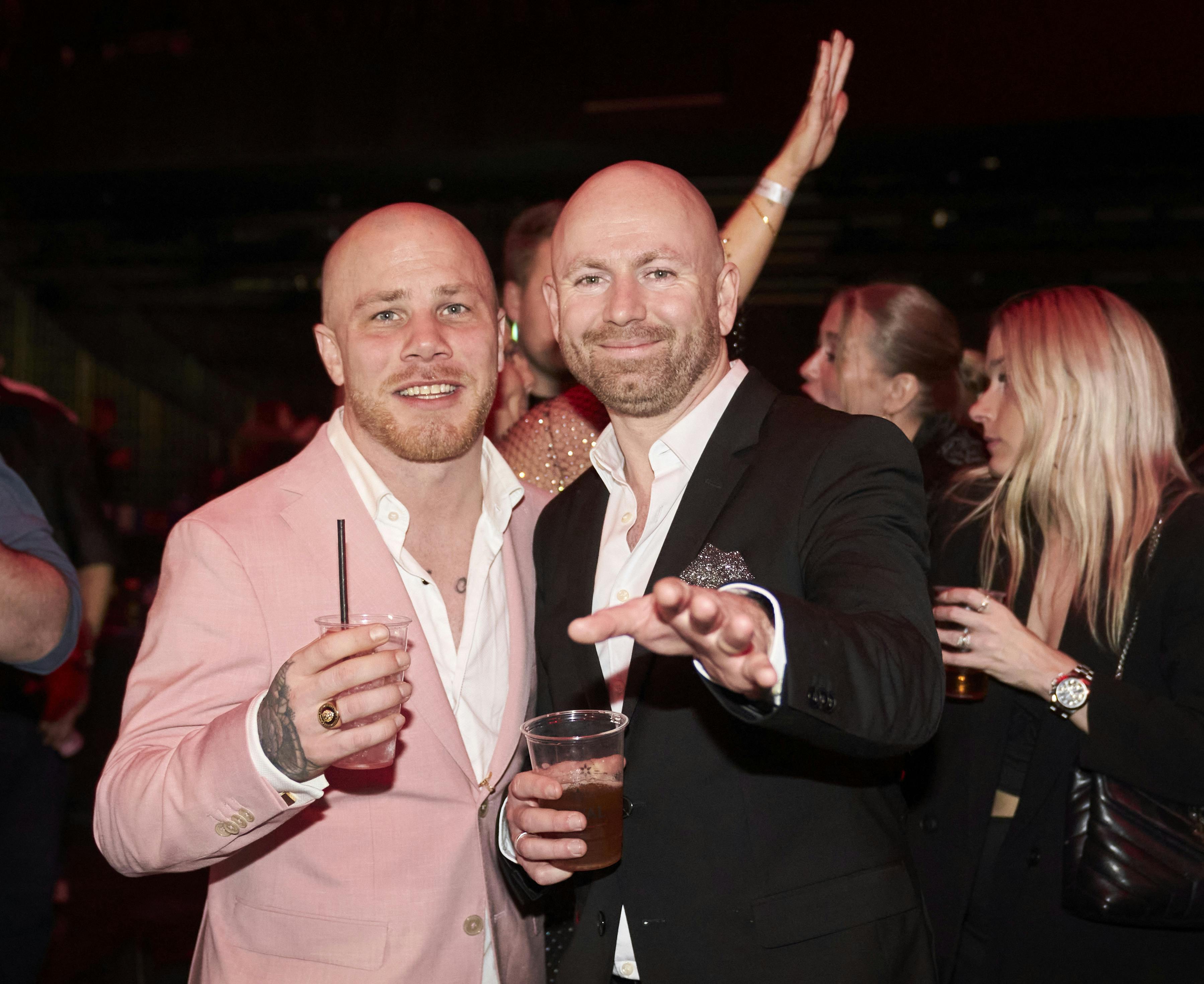 Mark Worsten sammen med "Gift ved første blik"-kollegaen Michael Ewald til Reality Awards 2024.