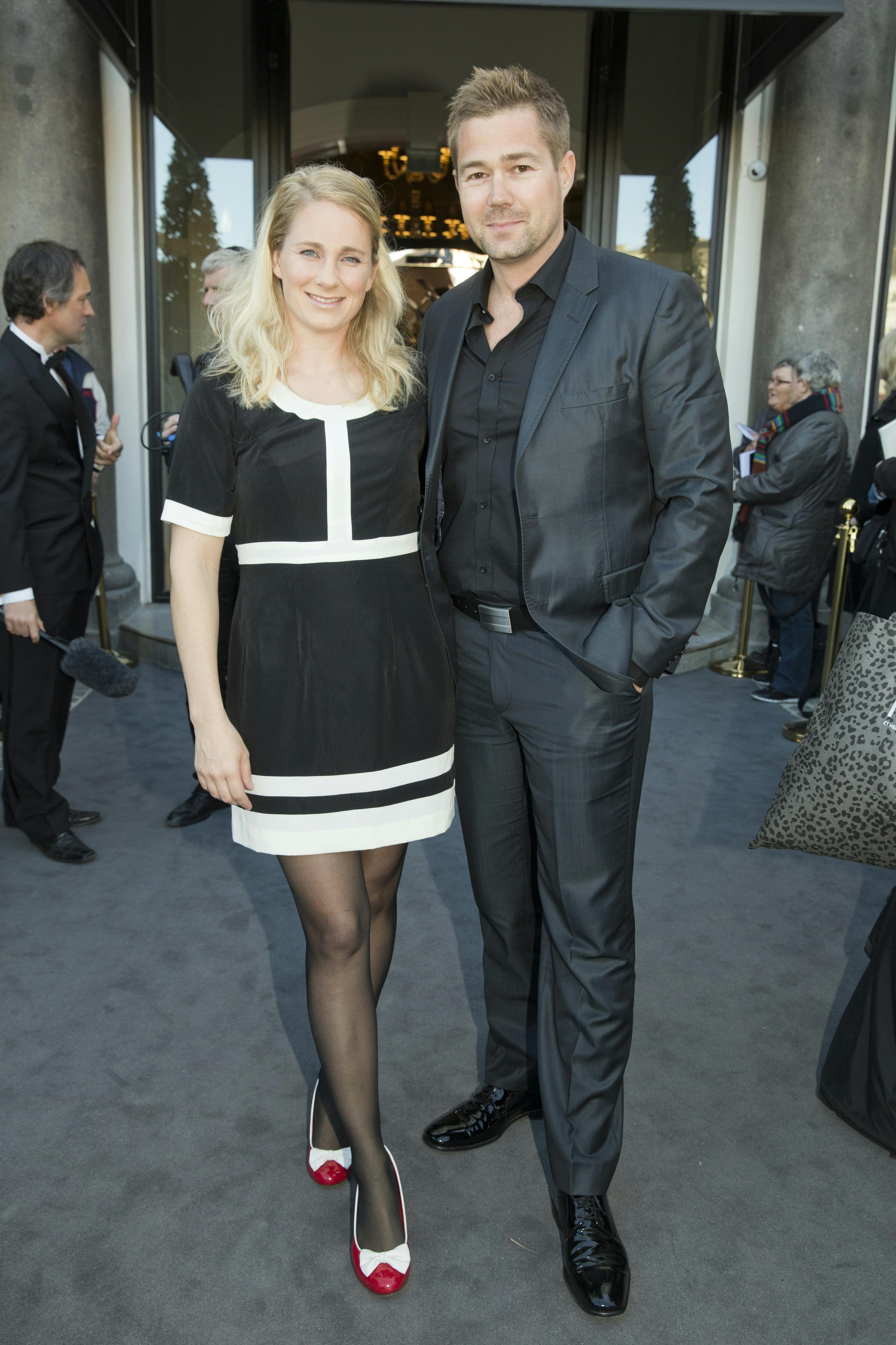BILLED-BLADET's TV-Guld fest 2013 fejres på Hotel D'Angleterre i København. -Journalist Johannes Langkilde med sin kone Sisse. -