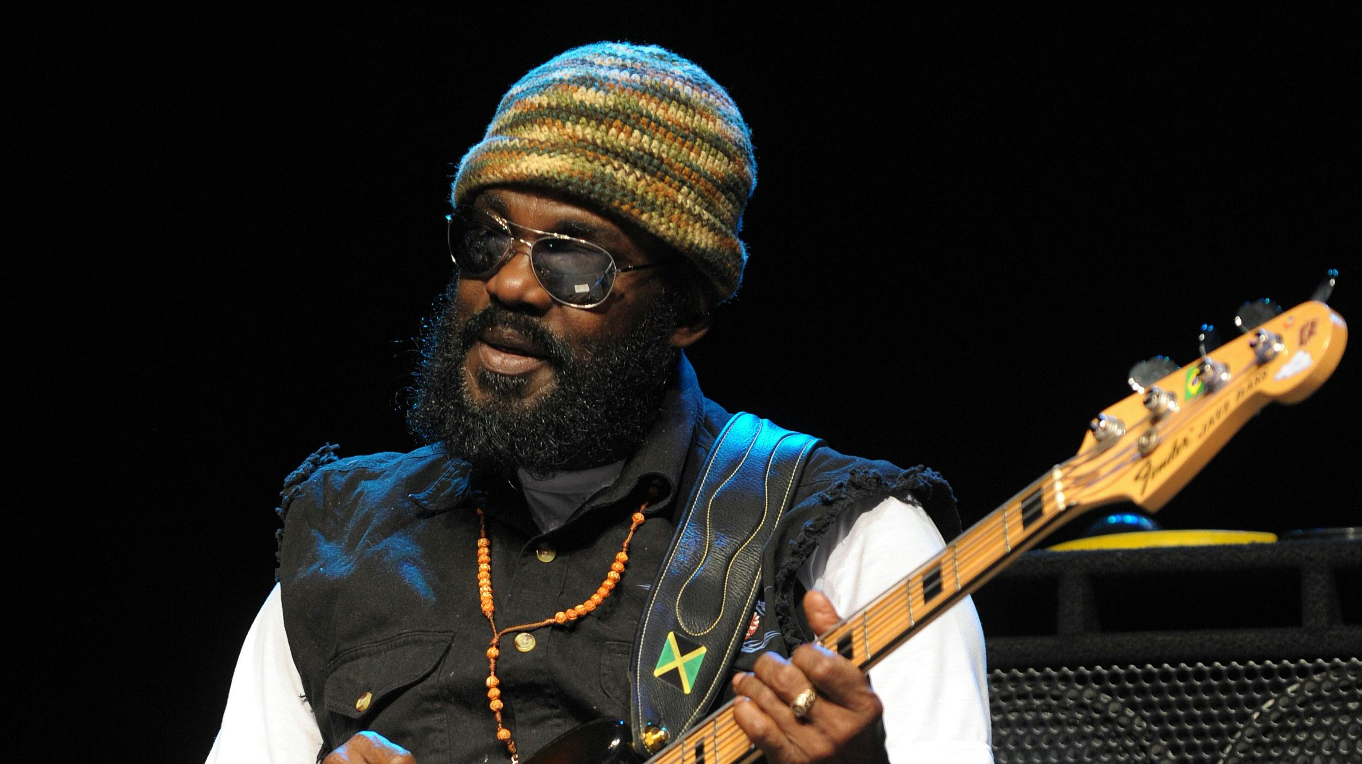 Aston Barrett, bassist og reggaeikon, er død i en alder af 77 