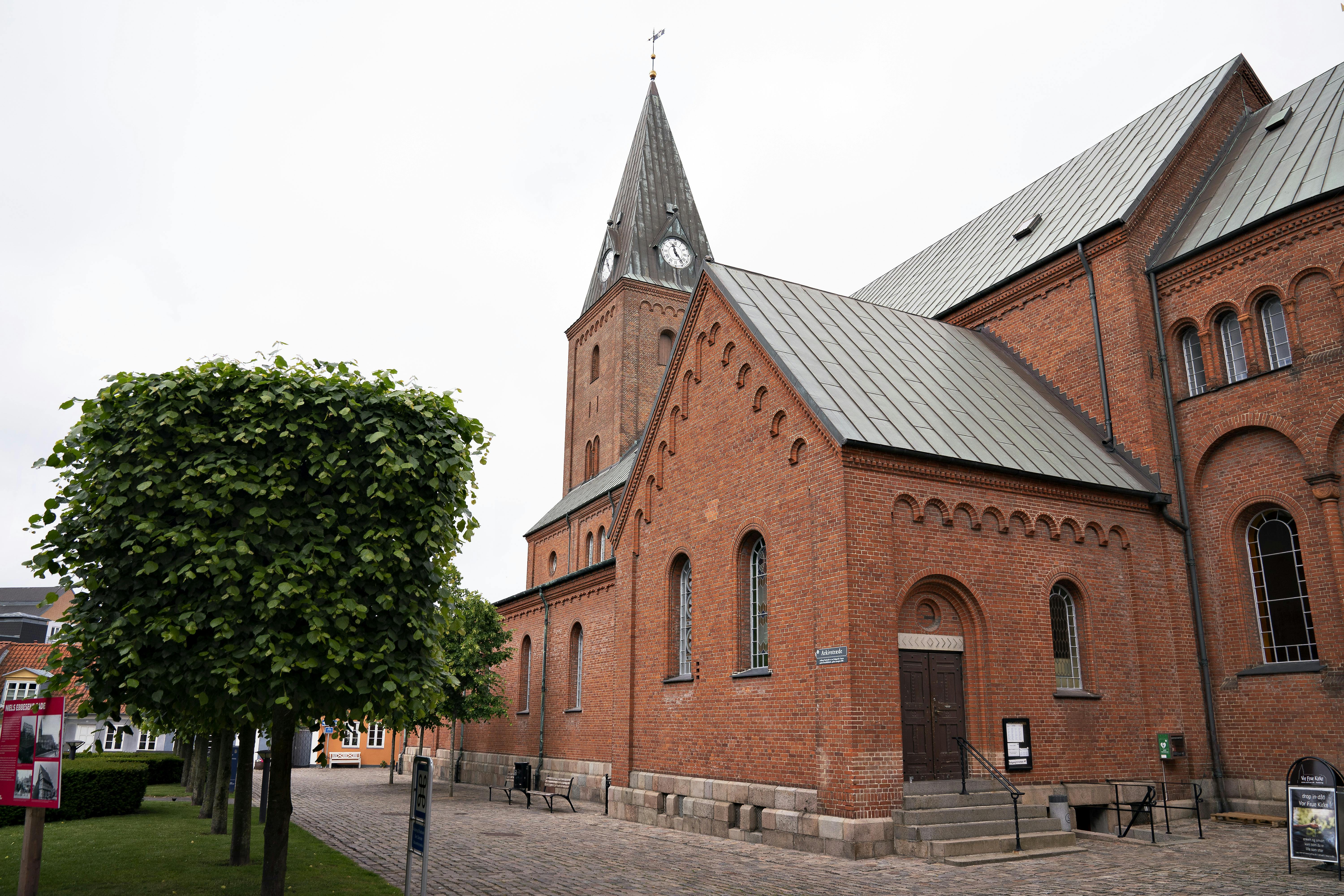 Kirkeministeriet har iværksat en undersøgelse, der kaster lys over arbejdsmiljøet i den danske folkekirke. (Arkivfoto).