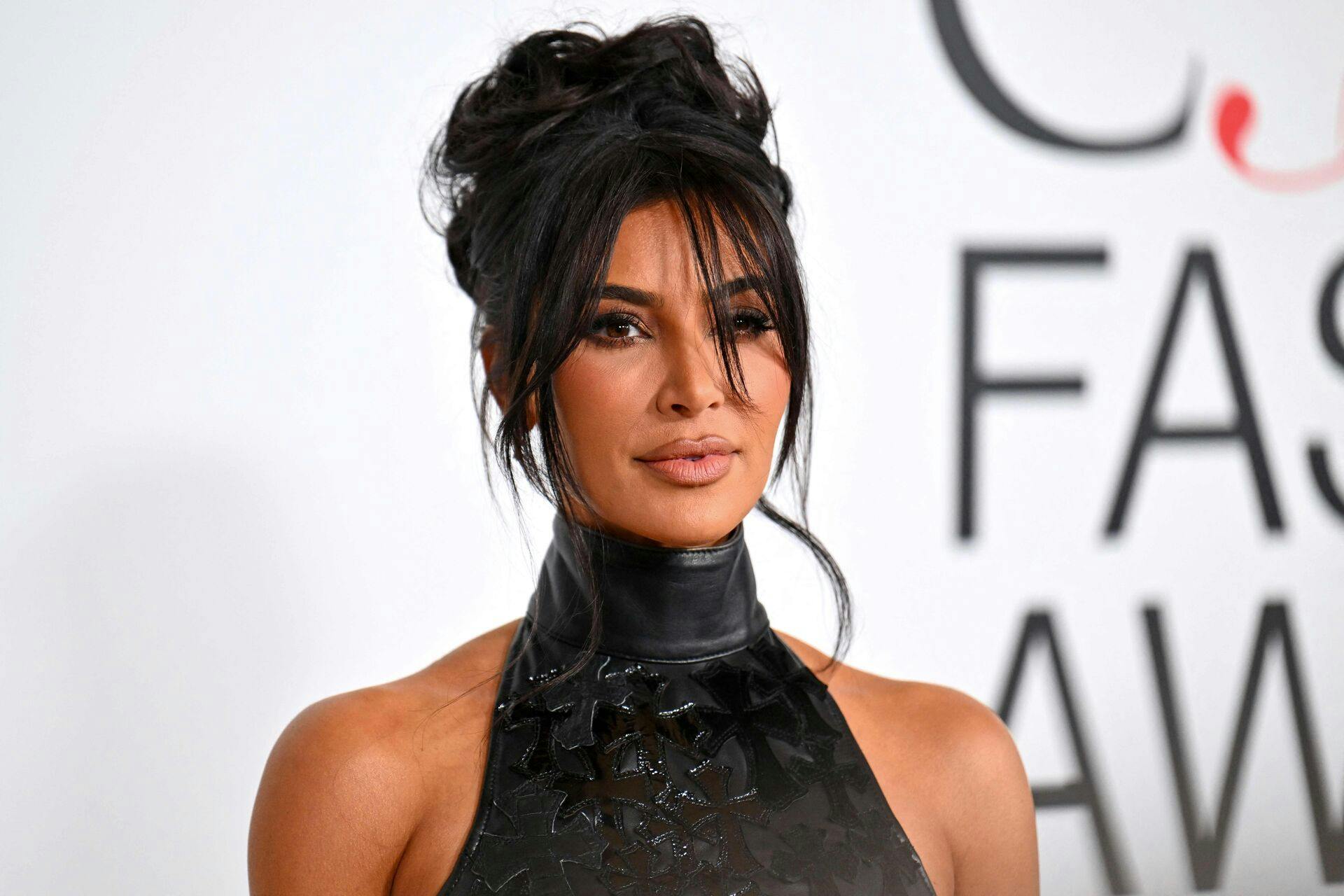 Kim Kardashian har lanceret endnu en brandvarm kampagne. Denne gang lægger hun dog ikke krop eller ansigt til.