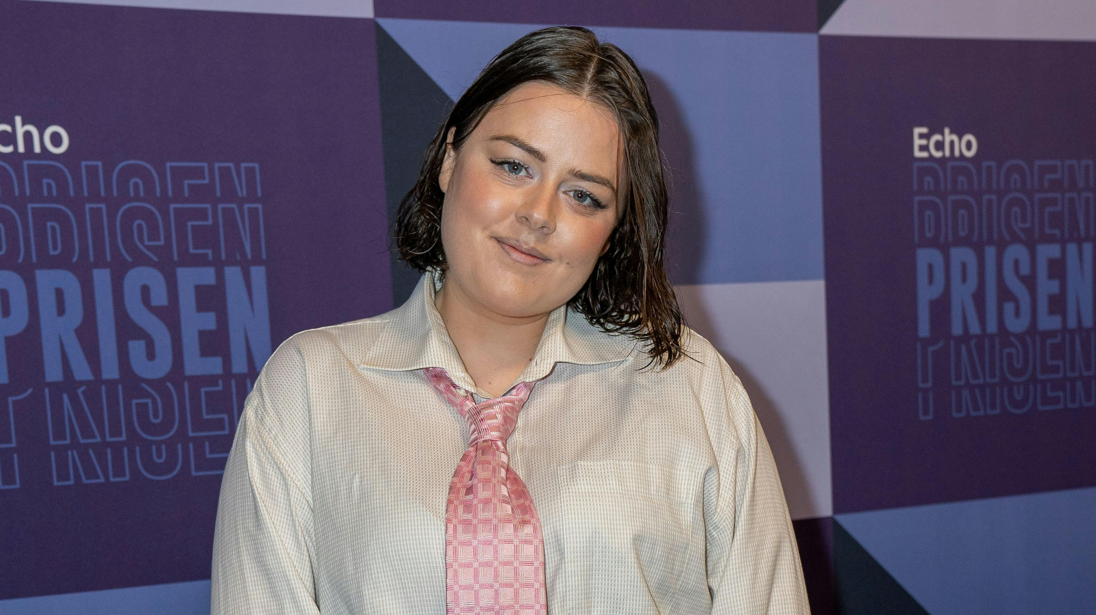 Jada blev i november mor for første gang. Nu afslører hitmageren endelig, hvad familiens guldklump hedder.