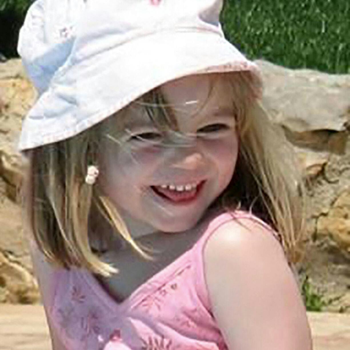 Madeleine McCann forsvandt i maj 2007, da hun var på ferie med sine forældre på Algarvekysten. Den lille pige har siden været sporløst forsvundet.