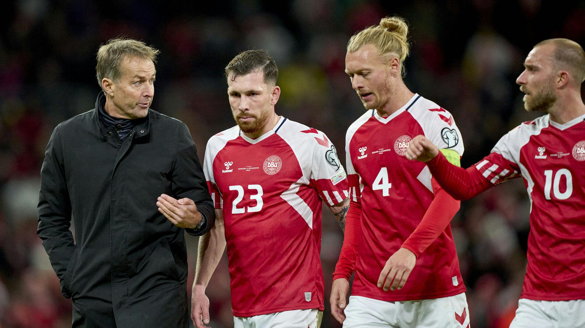 EM kvalifikation. Landstræner Kasper Hjulmand, Pierre-Emile Højbjerg, Simon Kjær og Christian Eriksen. Parken i København, lørdag den 14. oktober 2023.