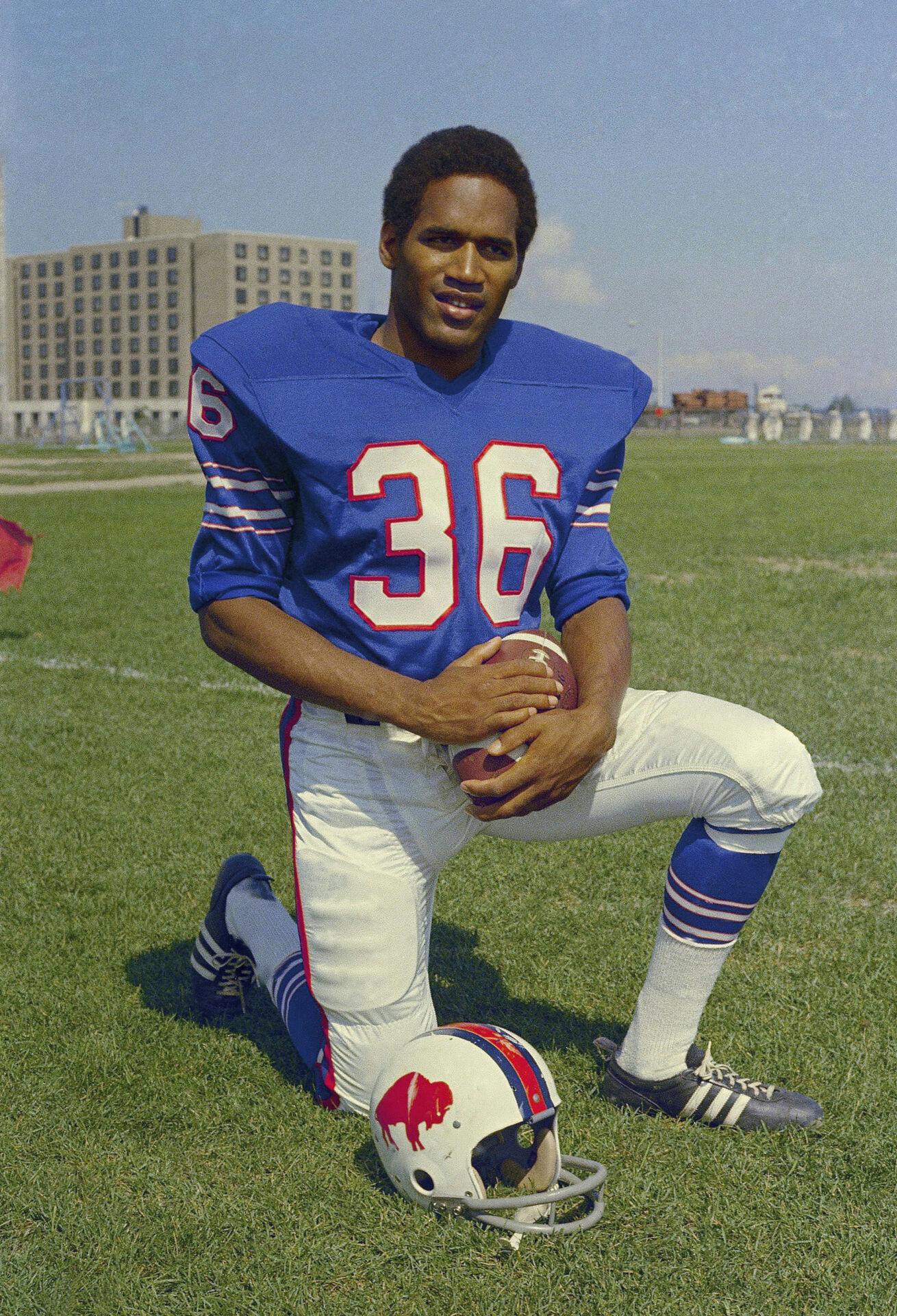 O.J. Simpson i 1969 kort tid efter han blev udvalgt til at spille amerikansk fodbold for Buffalo Bills.