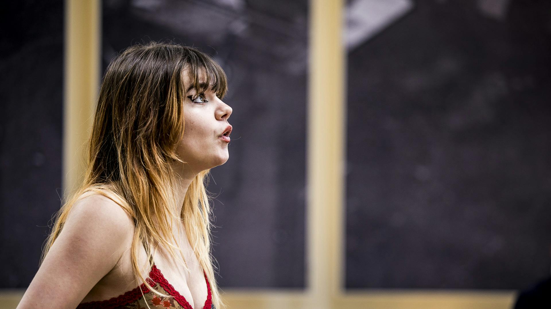 Thomas Blachmans bootcamp blev endestationen for 18-årige Ea Houbo Christensen, som var grædefærdig efter Blachmans beslutning. En beslutning som hun føler, at "X Factor"-dommeren havde truffet på forhånd.