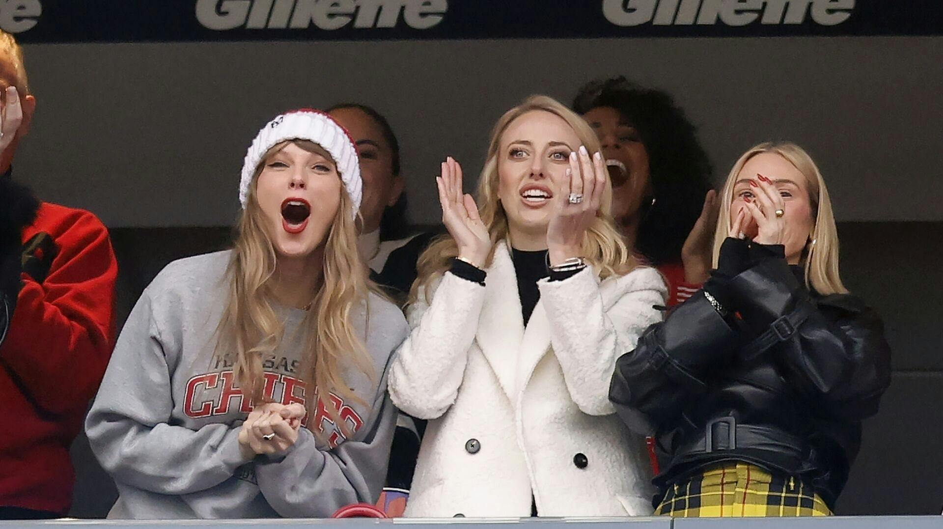 Brittany Mahomes og hendes nye BFF Taylor Swift. 