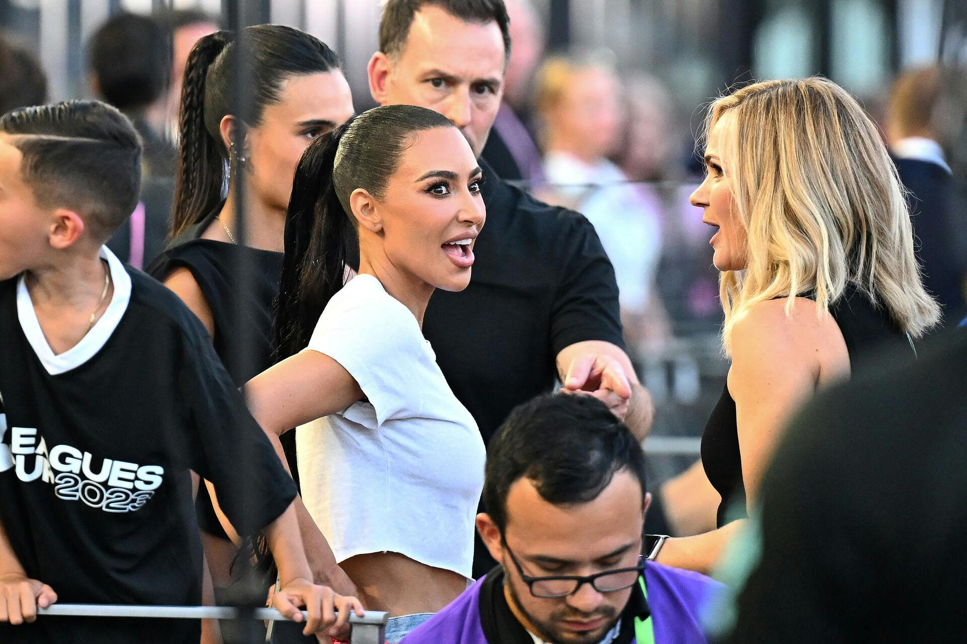 Kim Kardashian er også i Las Vegas for at feste igennem i anledning af Super Bowl Sunday.