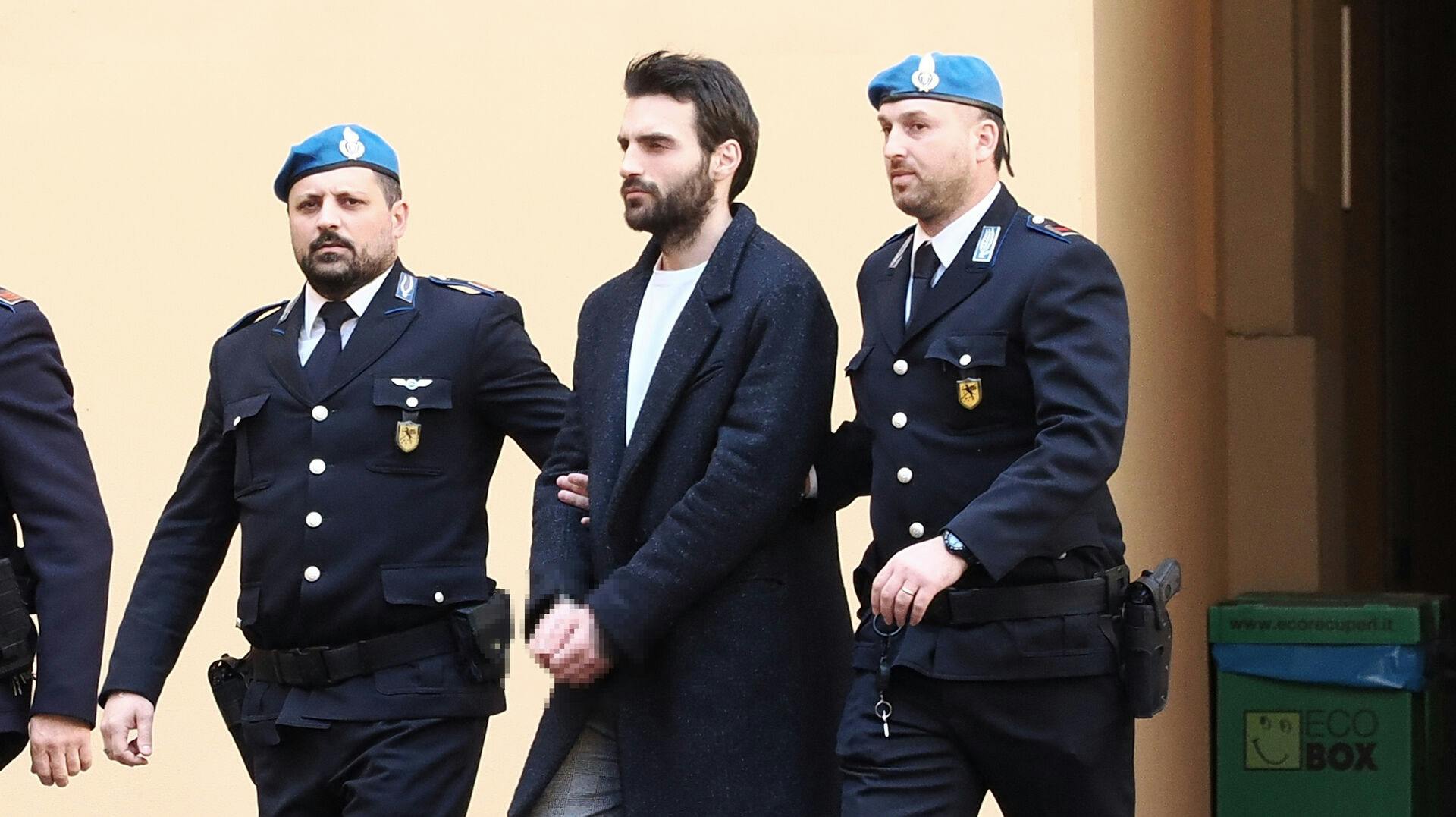 Giovanni Padovani er blevet idømt fængsel på livstid, efter modellen og den tidligere fodboldspiller er kendt skyldig i at have dræbt ekskæresten Alessandra Matteuzzi.