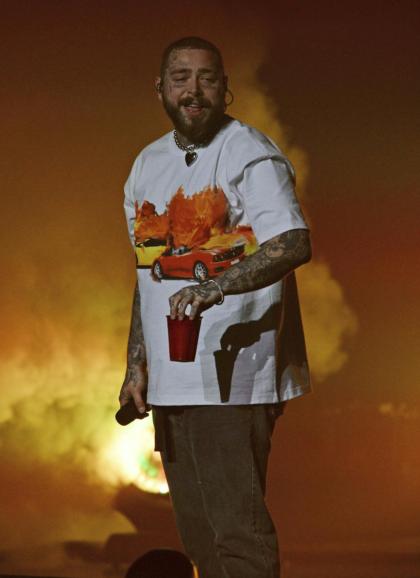 Der var noget mere sul på drengen, da Post Malone optrådte Hollywood, Florida i 2022.