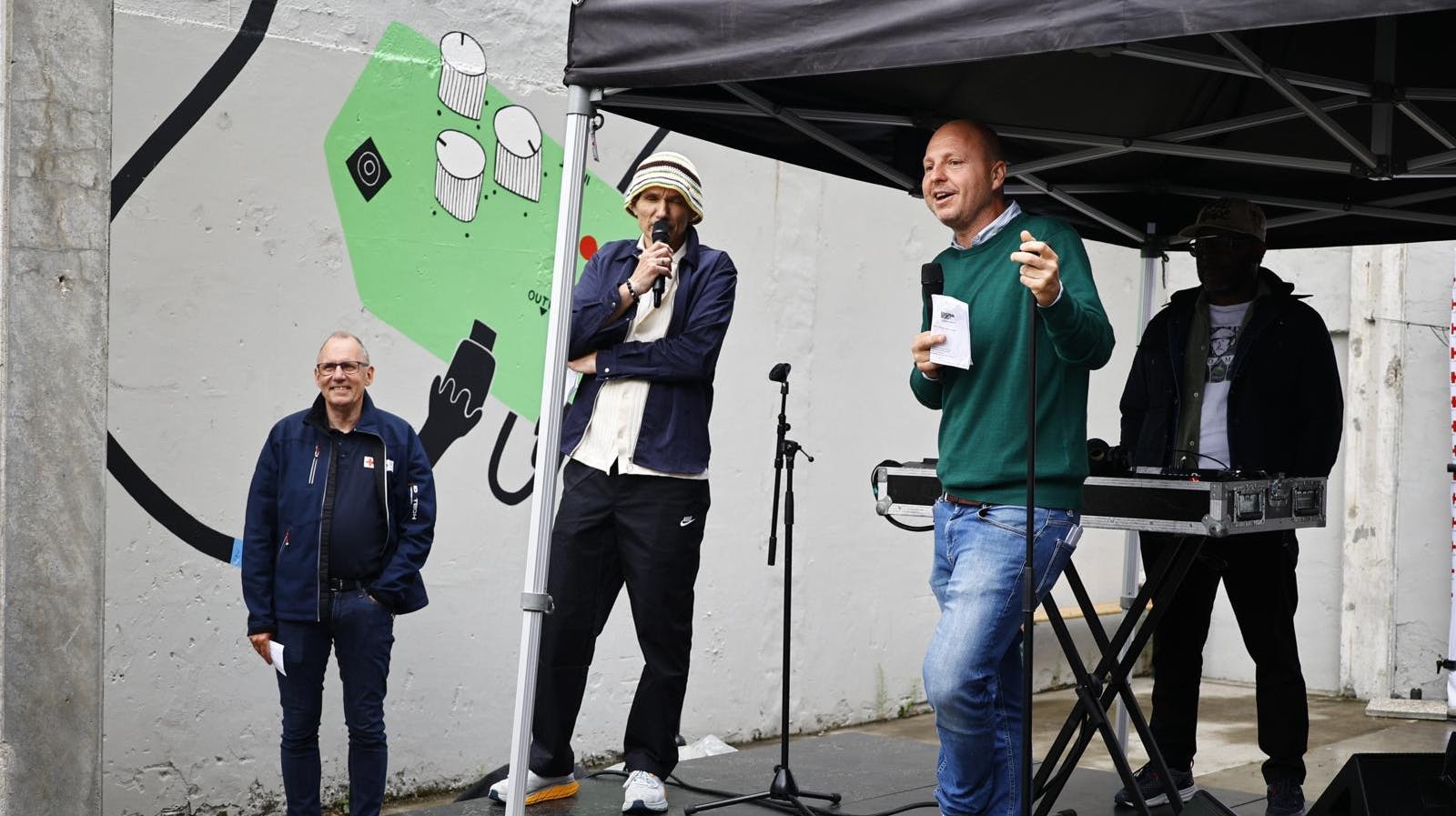 Rune Klan, 47, kan nu kalde sig far til to.
