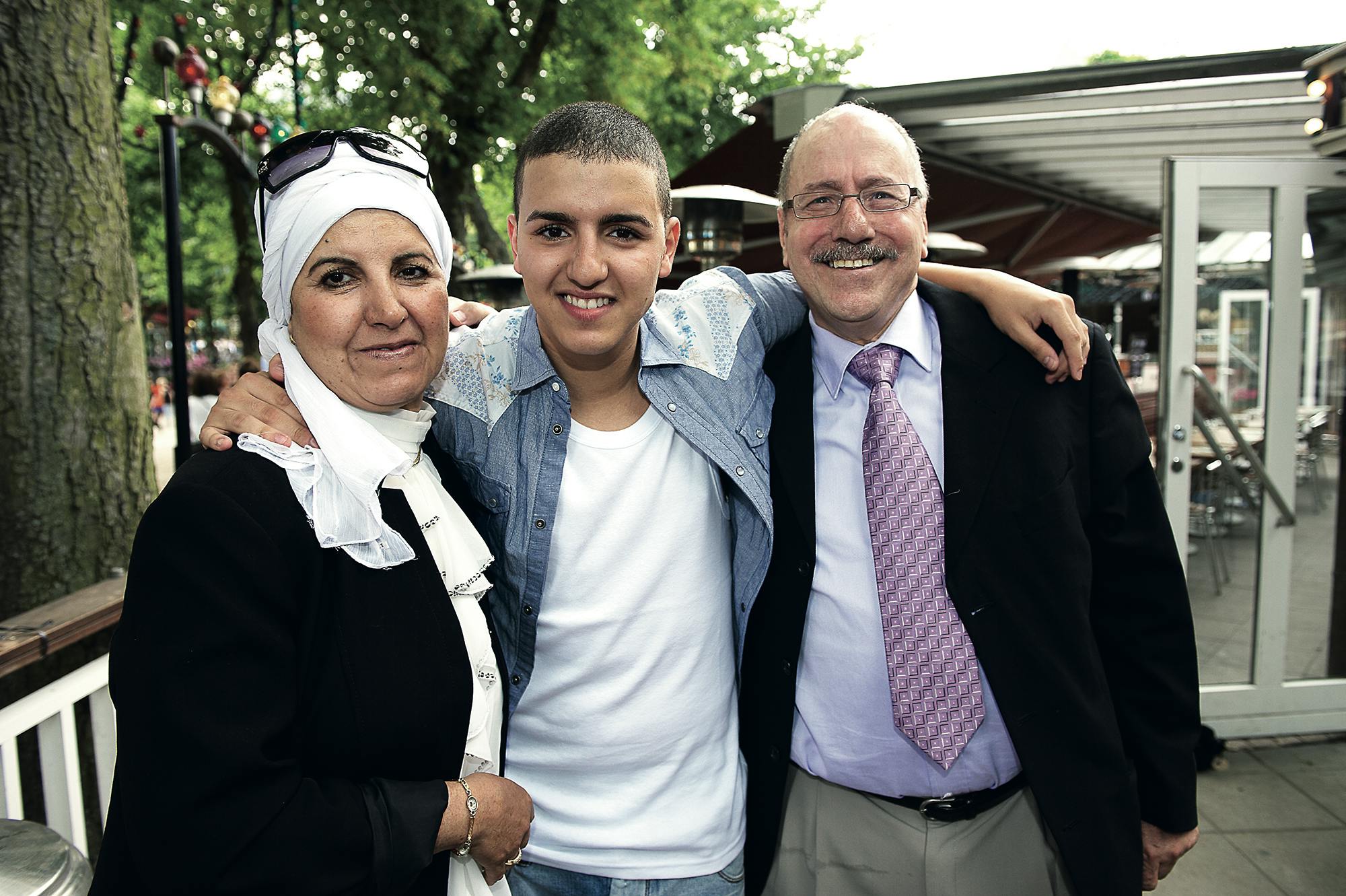Basims forældre var meget stolte af deres talentfulde søn. Far Abdel døde i 2012 og fire år senere gik mor Zohra bort.
