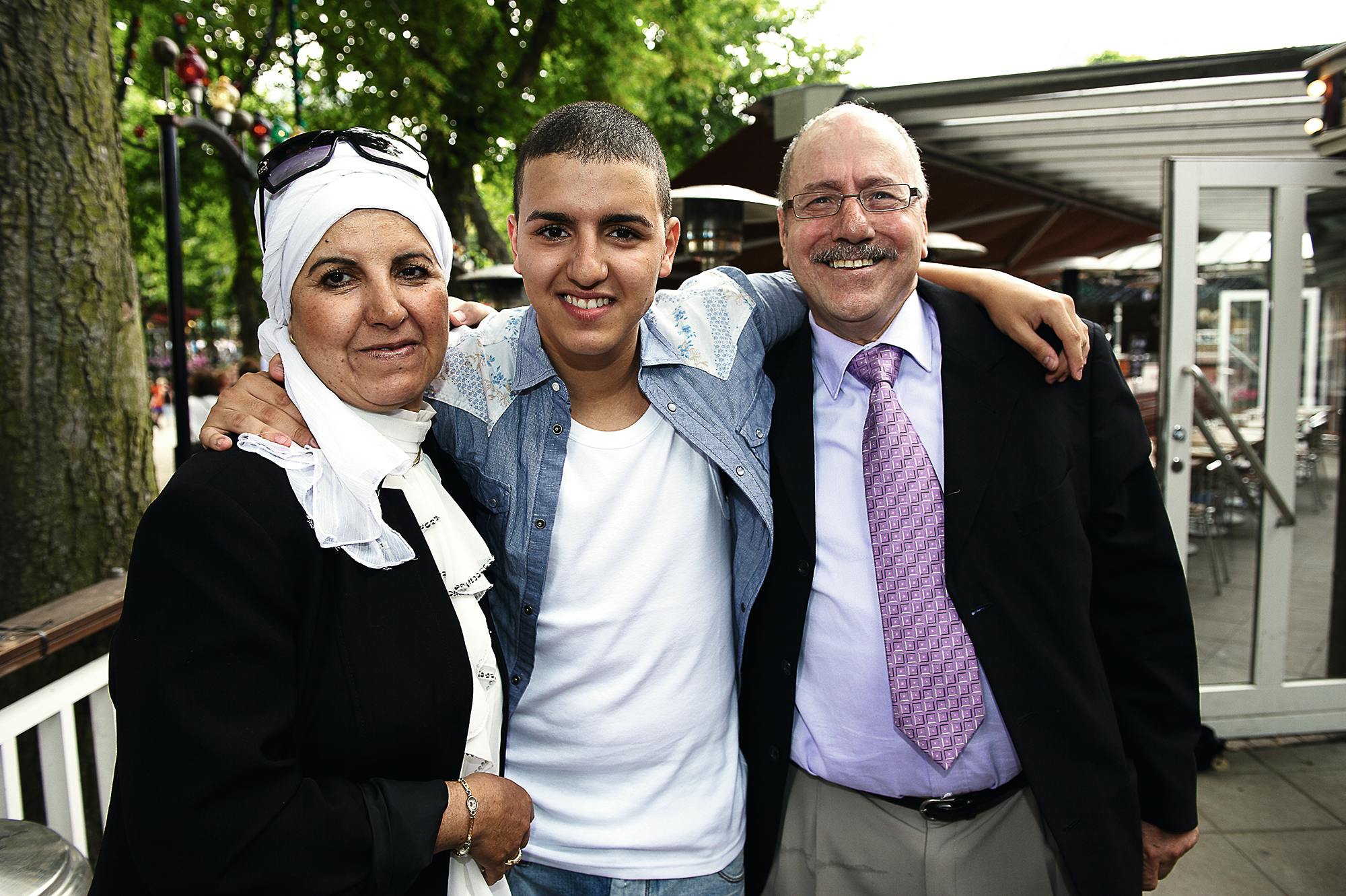 Basims forældre var meget stolte af deres talentfulde søn. Far Abdel døde i 2012 og fire år senere gik mor Zohra bort.