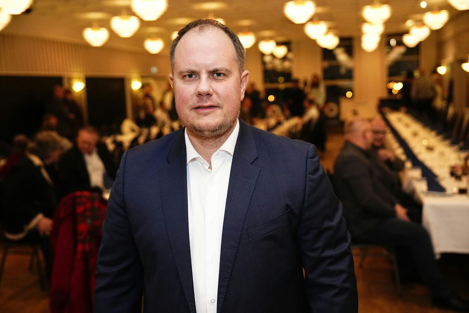 Martin Henriksen som formand for Nye Borgerlige? Det kan være vel være partiets fremtid, da han nu officielt går efter formandsposten.