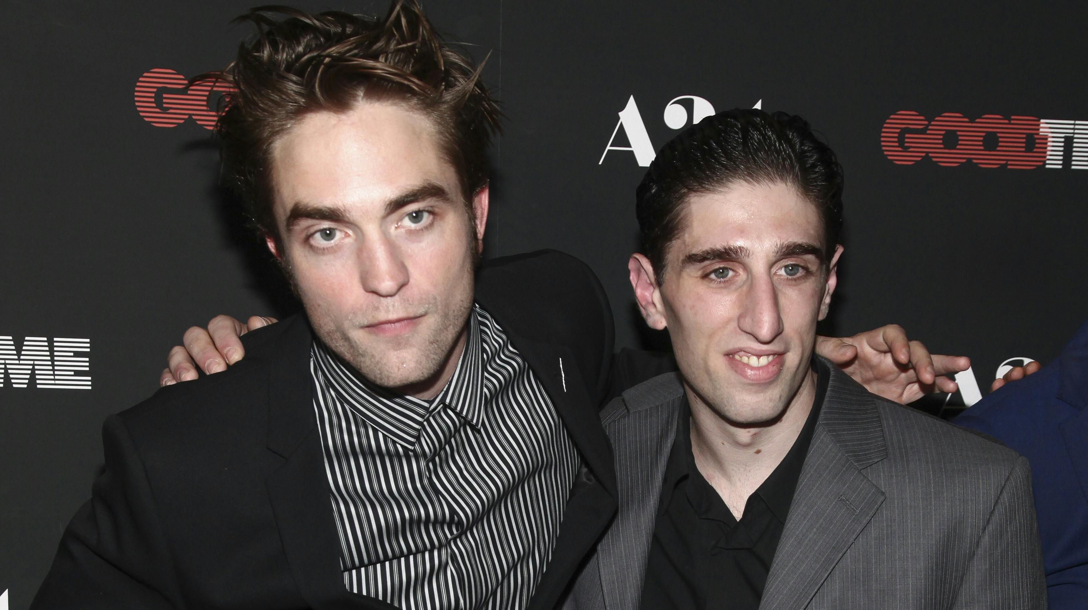 Her ses Robert Pattinson og Buddy Duress sammen til premieren på "Good Time" tilbage i 2017.