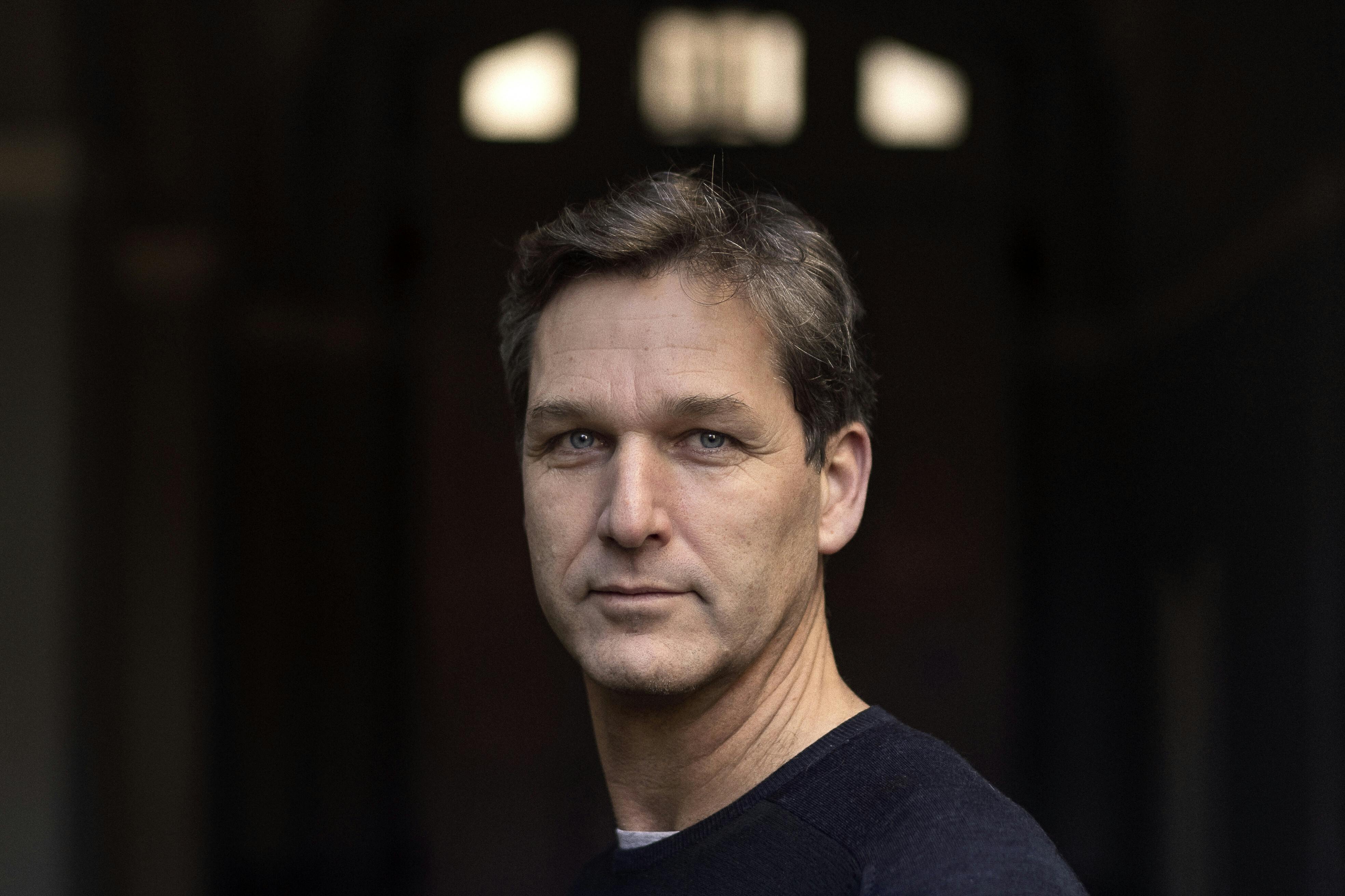 Nicolai Peitersen kostede Alexandra et knust hjerte. Nu frygter hun flere konsekvenser i kølvandet på deres brud.