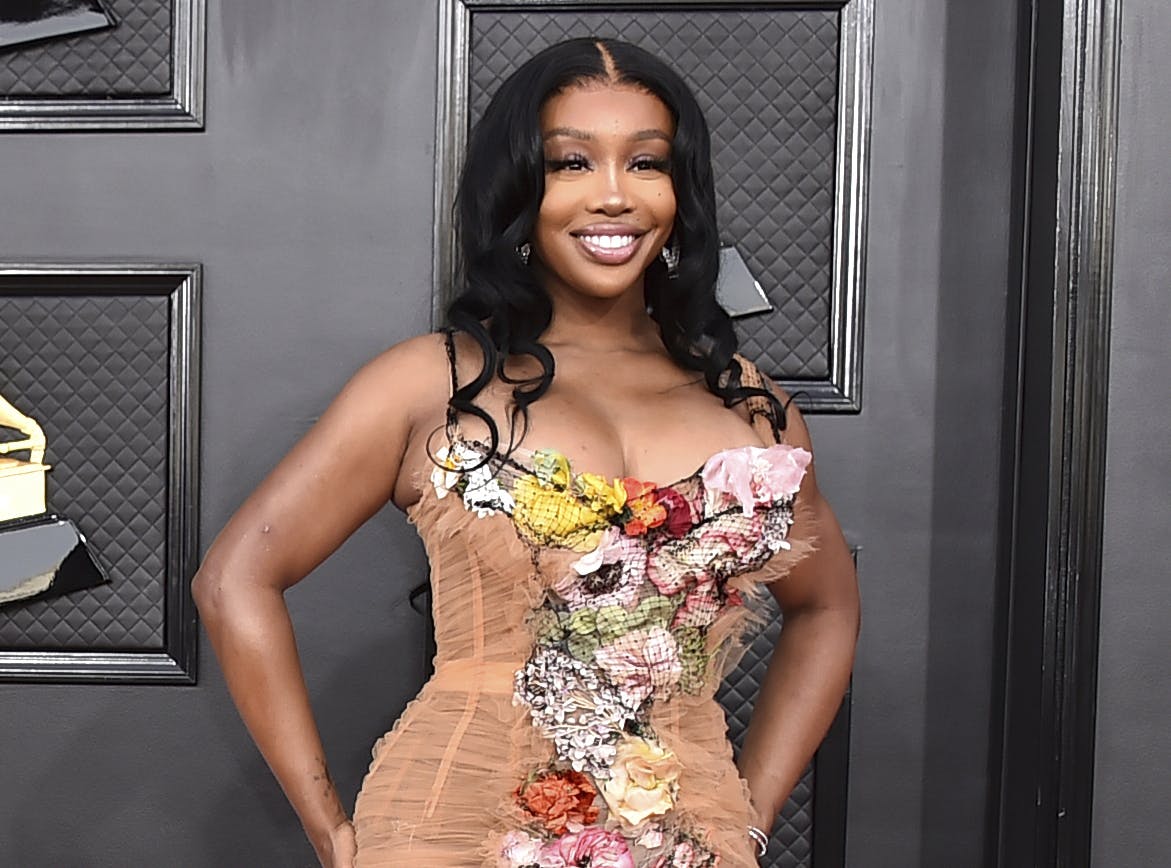 SZA vandt en Grammy for Bedste r'n'b-sang ved det 66'ende Grammy-show i Los Angeles 4. februar 2024. Hun modtog prisen for sangen "Snooze". (Arkivfoto) 
