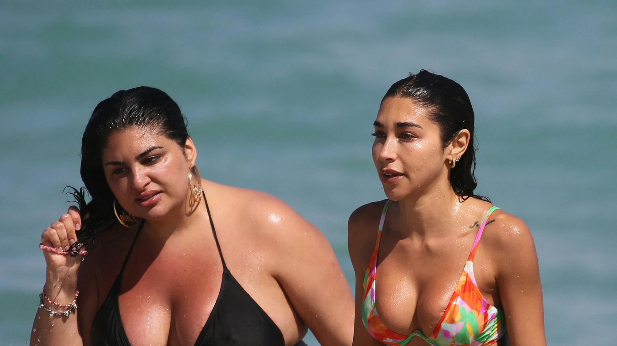 Chantel Jeffries har tidligere datet Justin Bieber, Diplo, Logan Paul og Travis Scott.