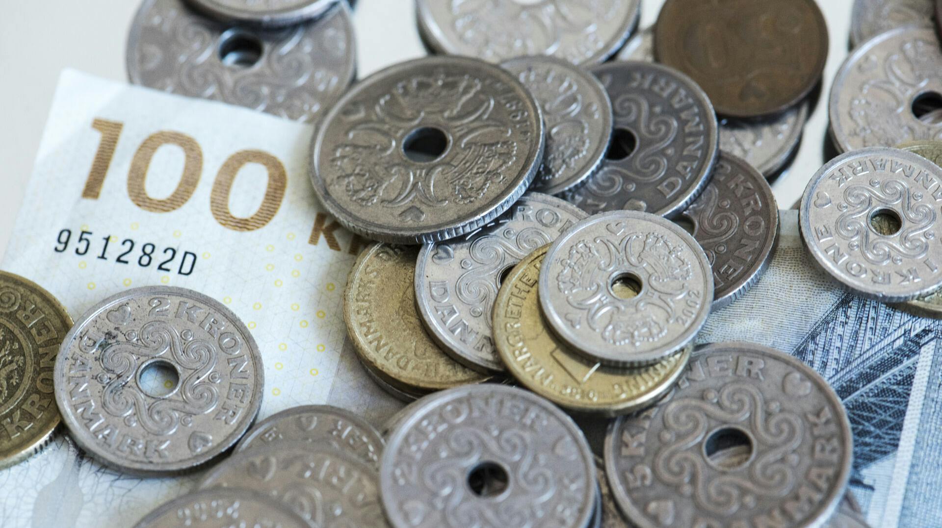 Fra og med i dag bliver det svært at bruge disse til betalinger af alt for høje beløb. 