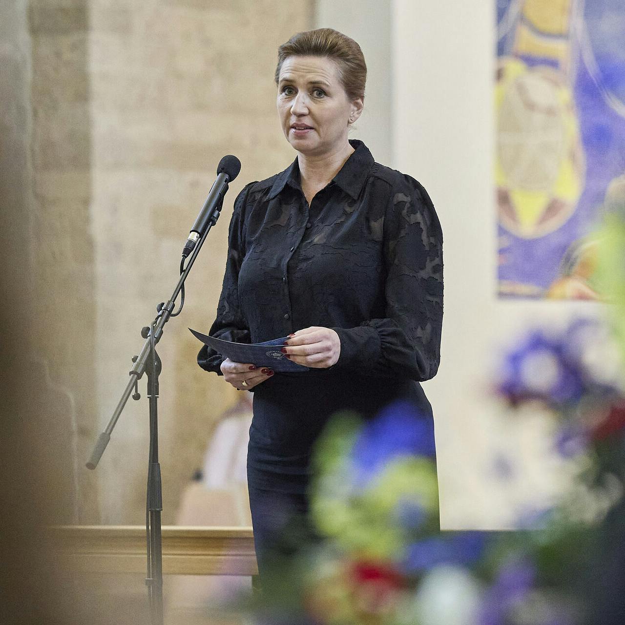 Mette Frederiksen er i stor sorg over Søren Papes død. Han blev kun 52 år gammel.