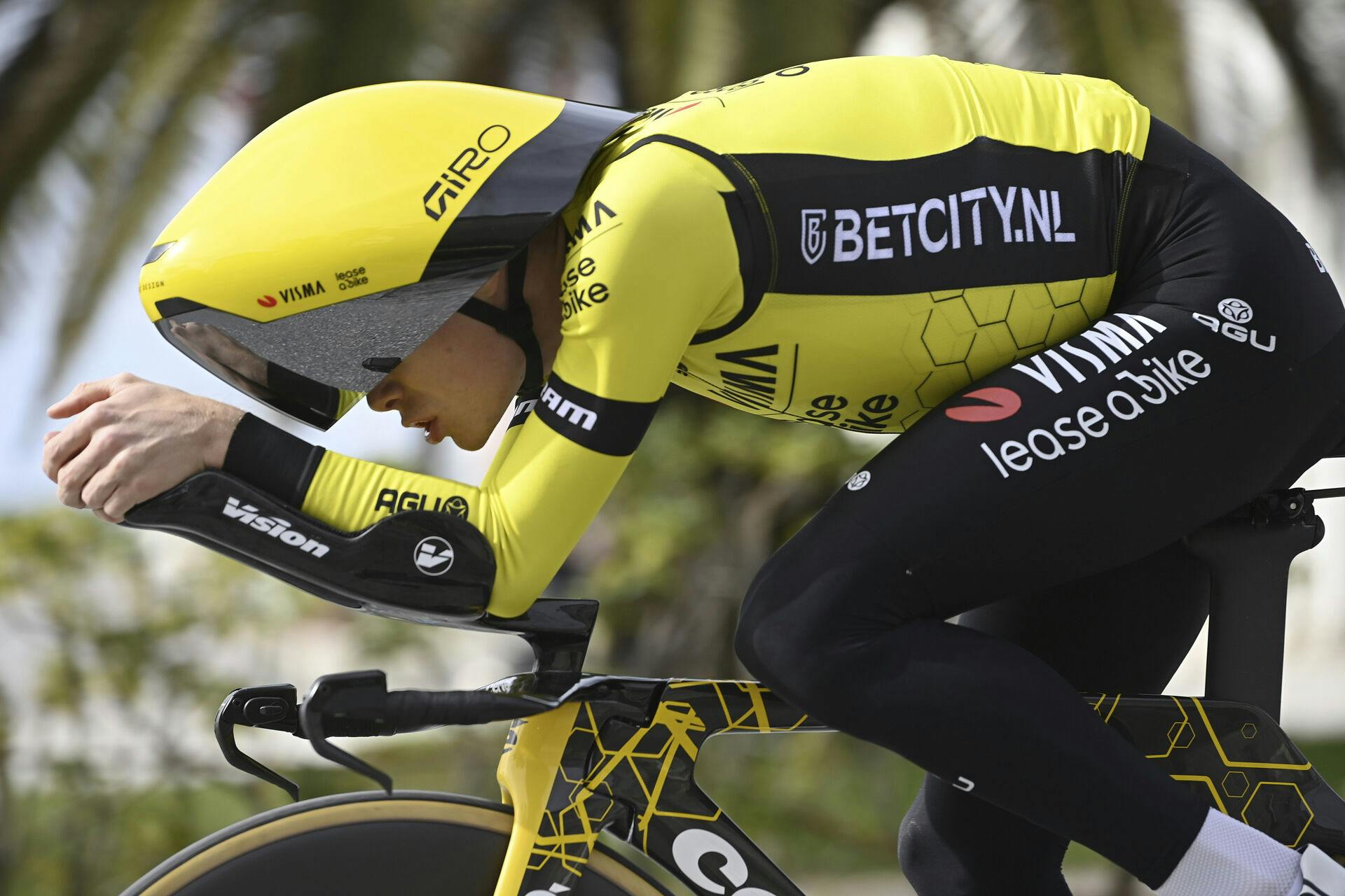 Denmark's Jonas Vingegaard pedals during a 10km individual time trial, first stage of the 59th Tirreno-Adriatico cycling race, in Lido di Camaiore, Italy, Monday, March 4, 2024. (Fabio Ferrari/LaPresse via AP)