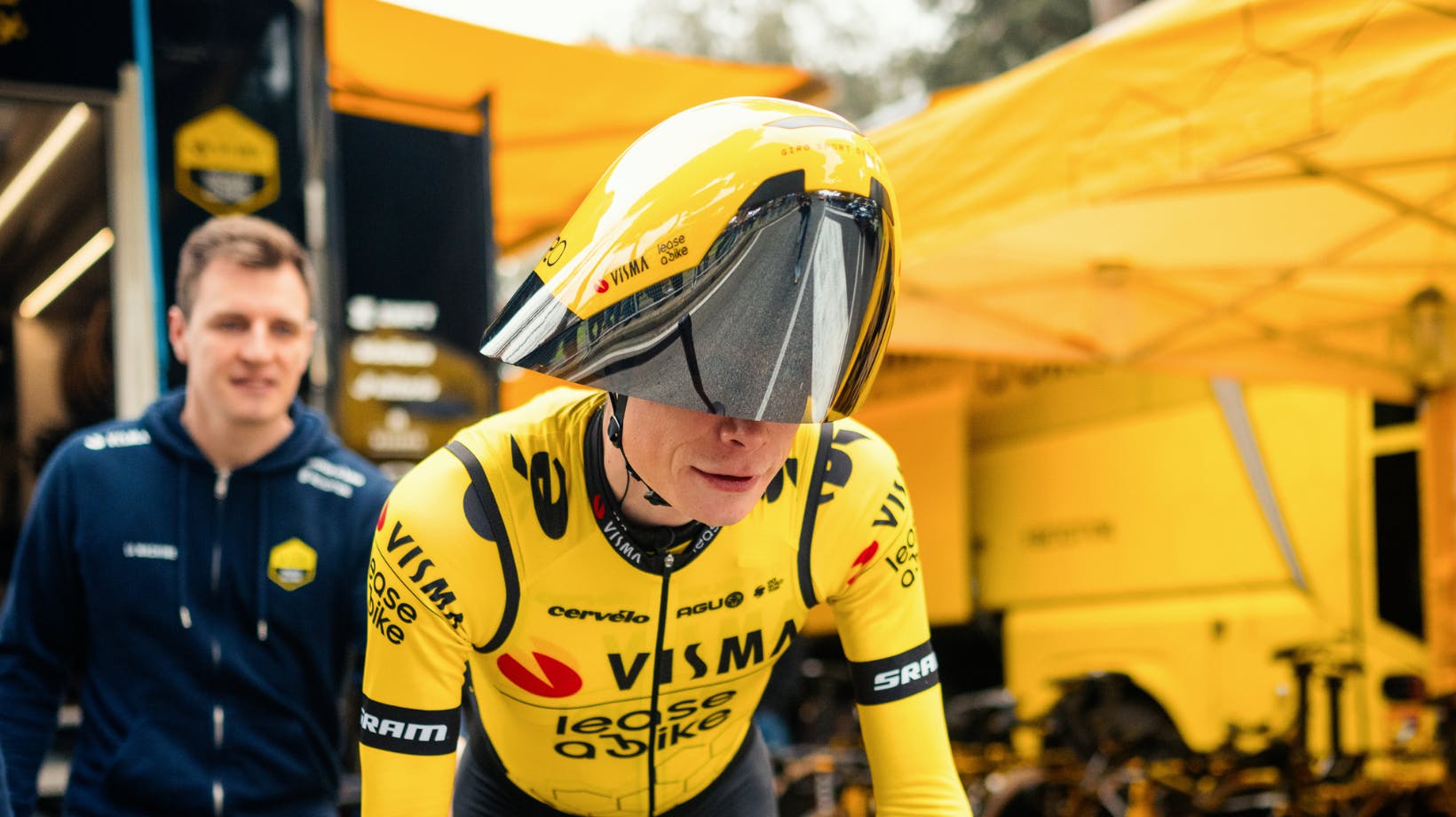 Jonas Vingegaards nyeste hjelm skiller sig lidt ud. 
