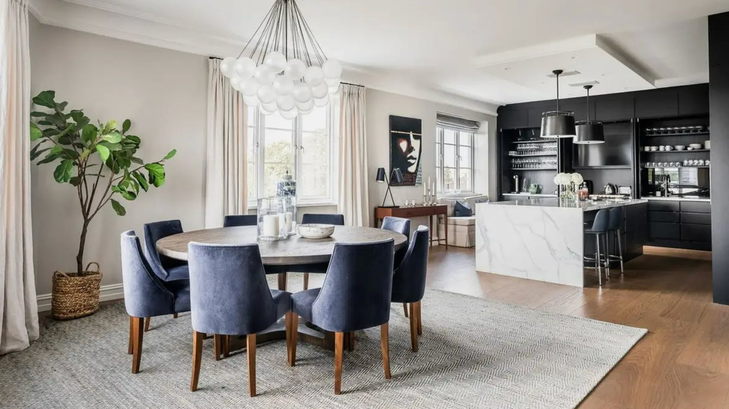 Så meget lejlighed får du i Oslo for, hvad der svarer til 31 millioner danske kroner. Og endda med rabat da prisen oprindeligt var tæt på 38 millioner danske kroner.