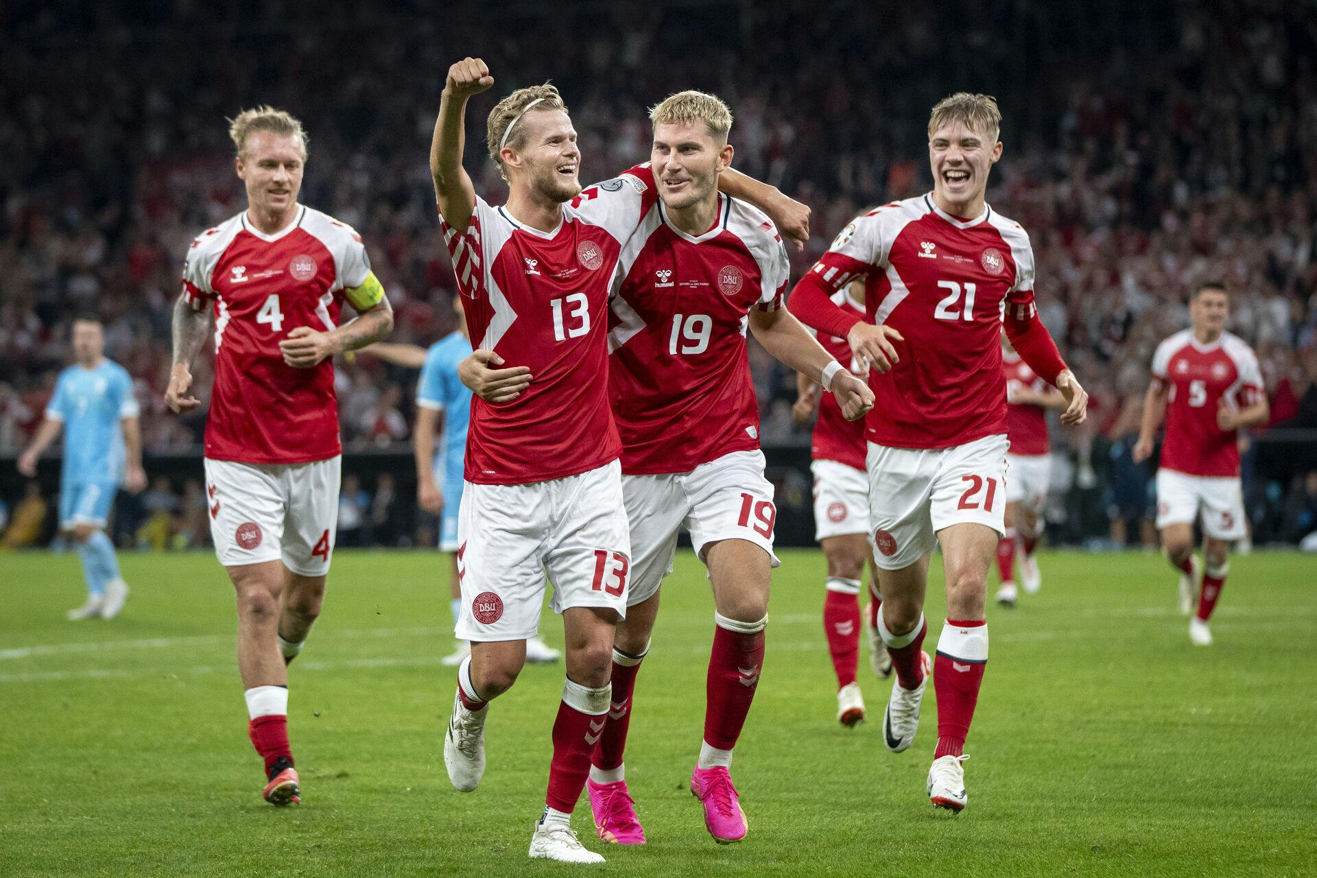 Morten Hjulmand jubler, men scoring annulleres efter VAR under EM-kvalifikationskampen mellem Danmark og San Marino i Parken i København, torsdag den 7. september 2023