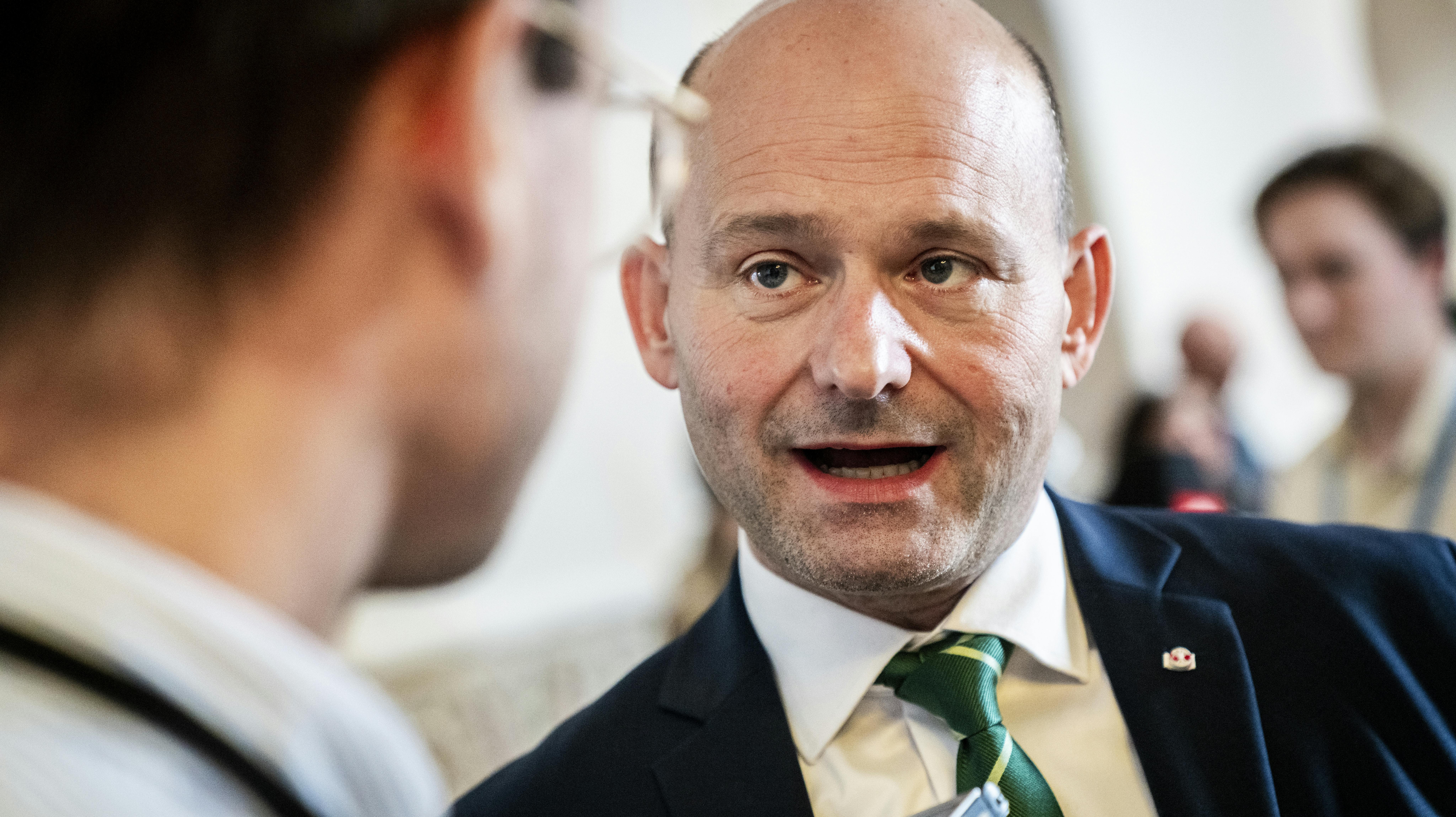 Søren Pape faldt om efter en hjerneblødning fredag og døde lørdag.