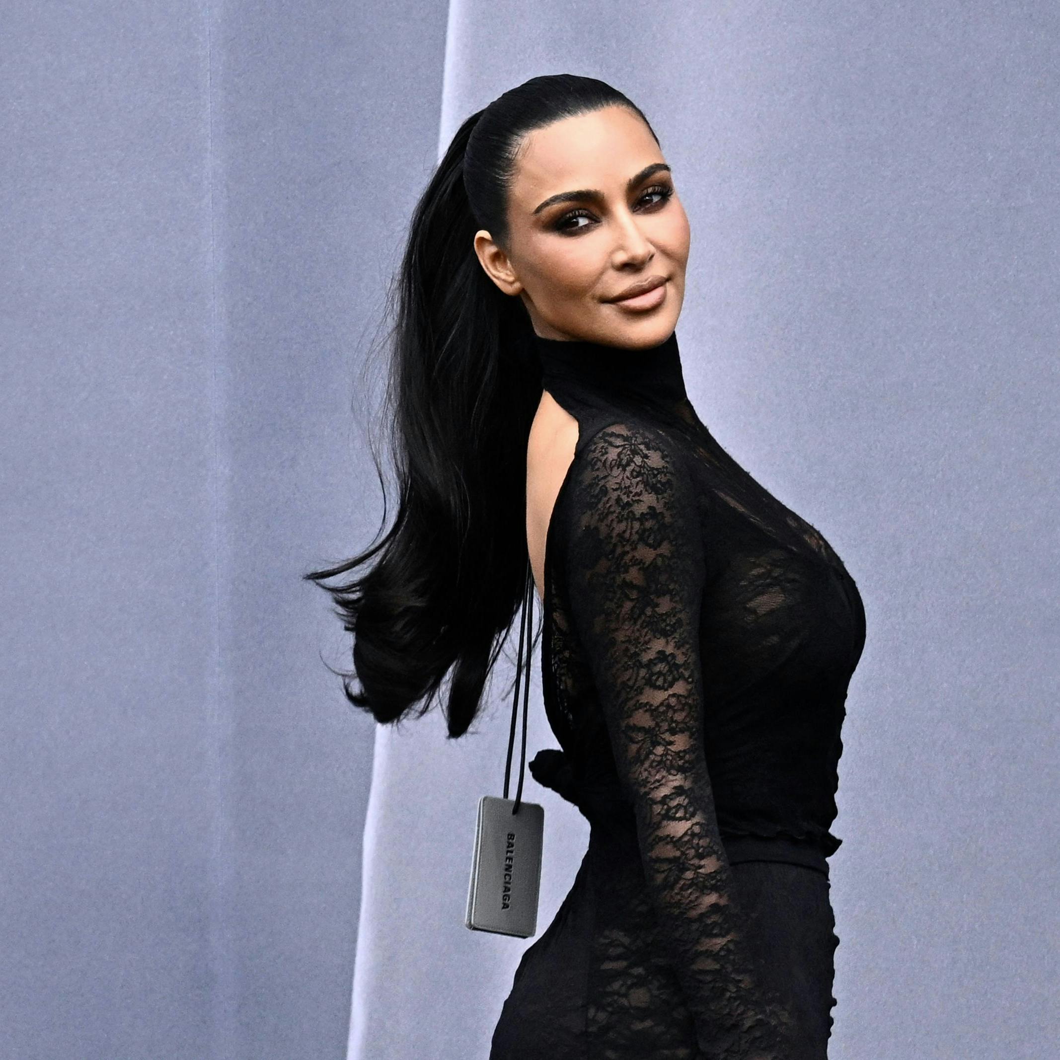 Kim Kardashian er muligvis ved at starte en noget mærkværdig trend.