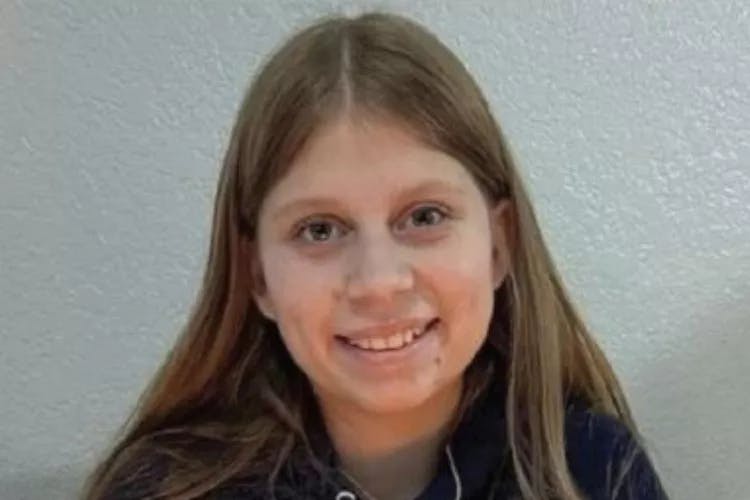 13-årige Madeline Soto dukkede aldrig op i skole sidste mandag – her skulle hendes stedfar have sat hende af. Han er nu under mistanke for at have slået pigen ihjel.