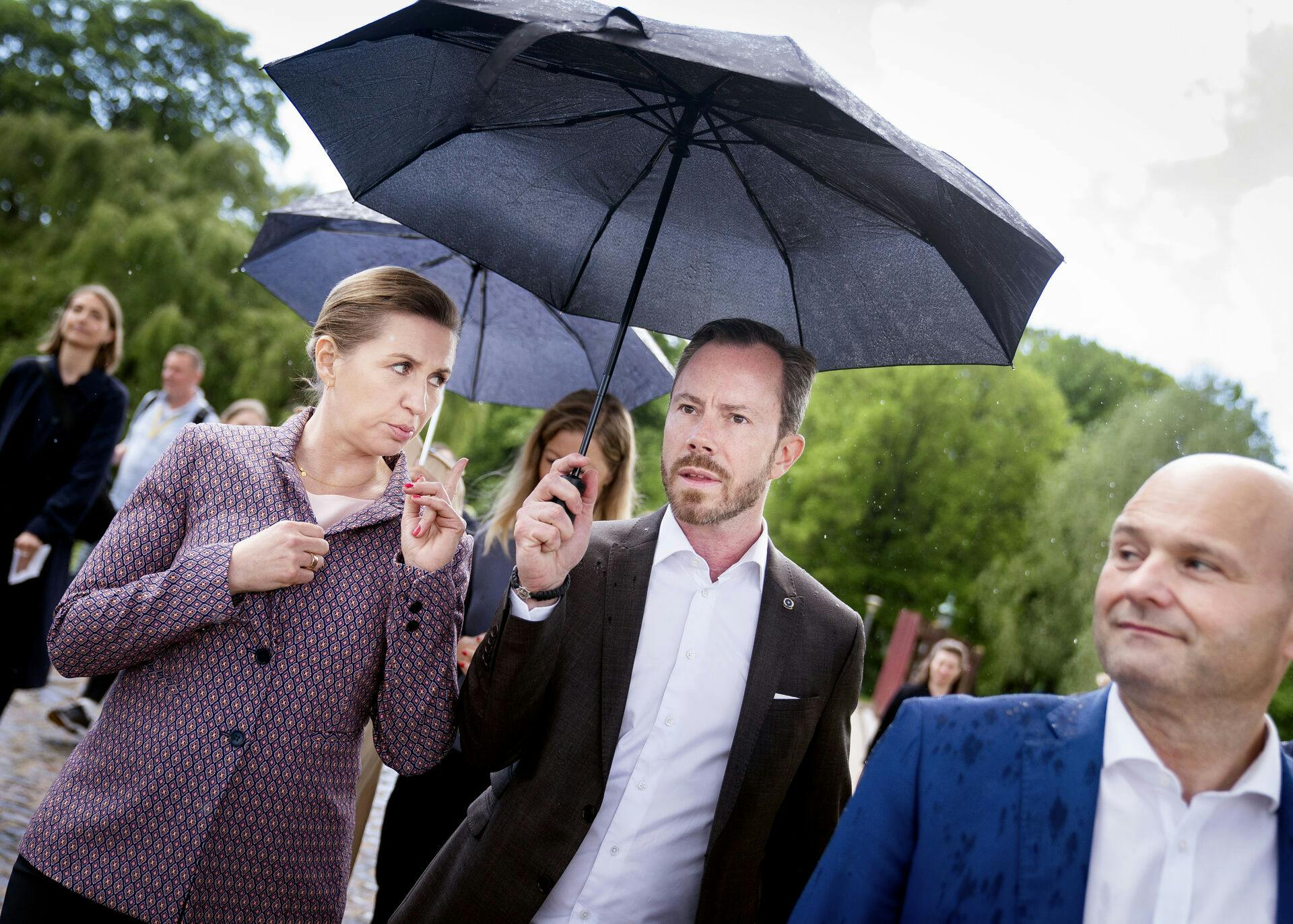 Mette Frederiksen har nu meldt sin deltagelse i Søren Pape Poulsens bisættelse på lørdag. Det sker i Viborg, hvor også offentligheden får adgang.