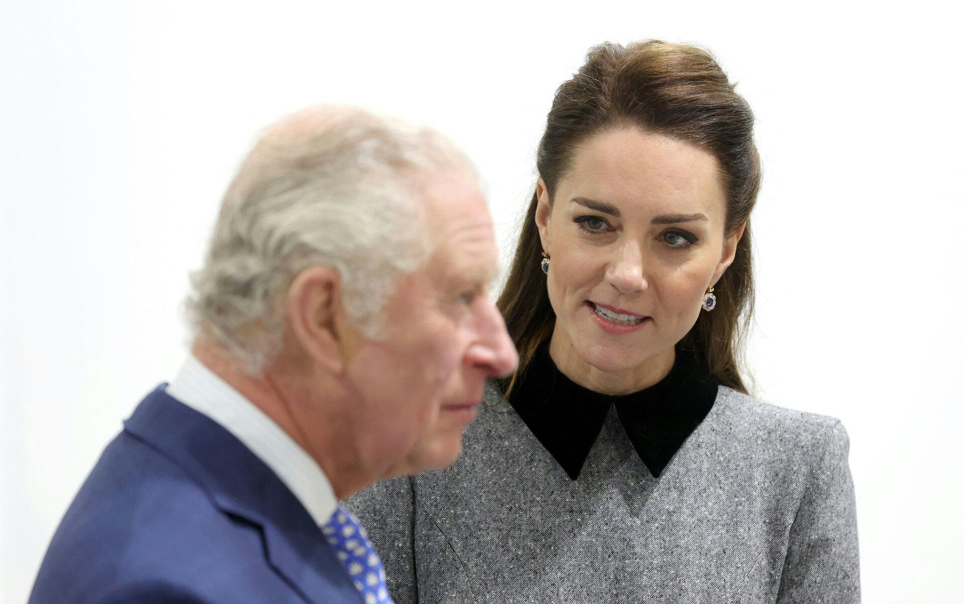 Både kong Charles og prinsesse Kate er ramt af sygdom.