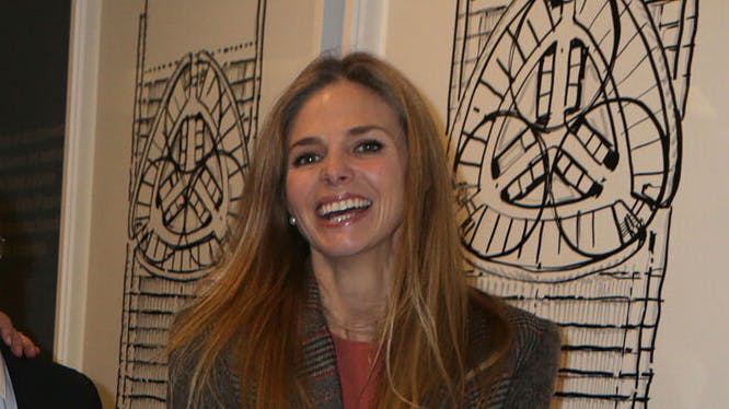 Genoveva Casanova på kunstudstilling i 2016.