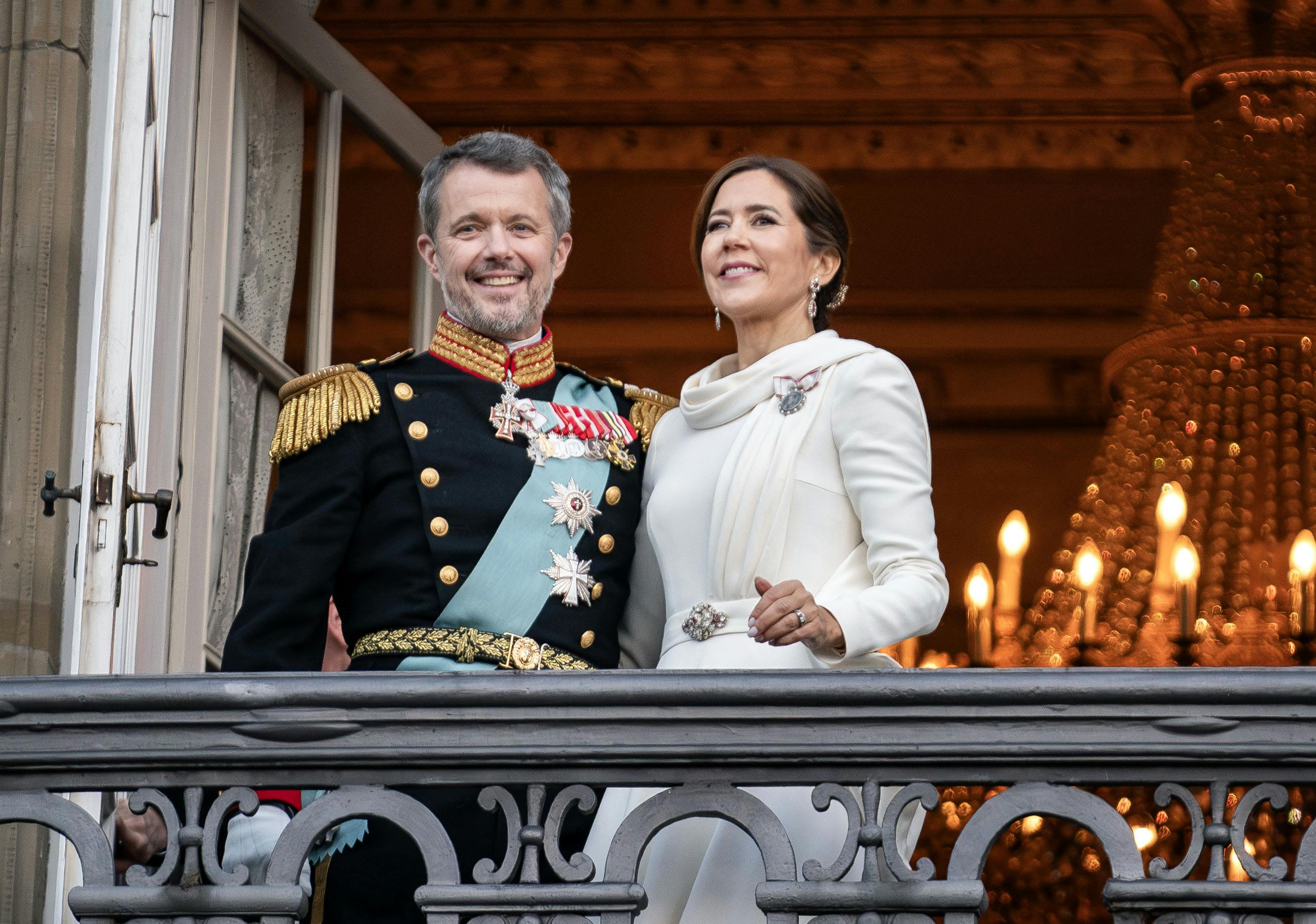 Kong Frederik og dronning Mary har besøgt Roskilde Domkirke. 