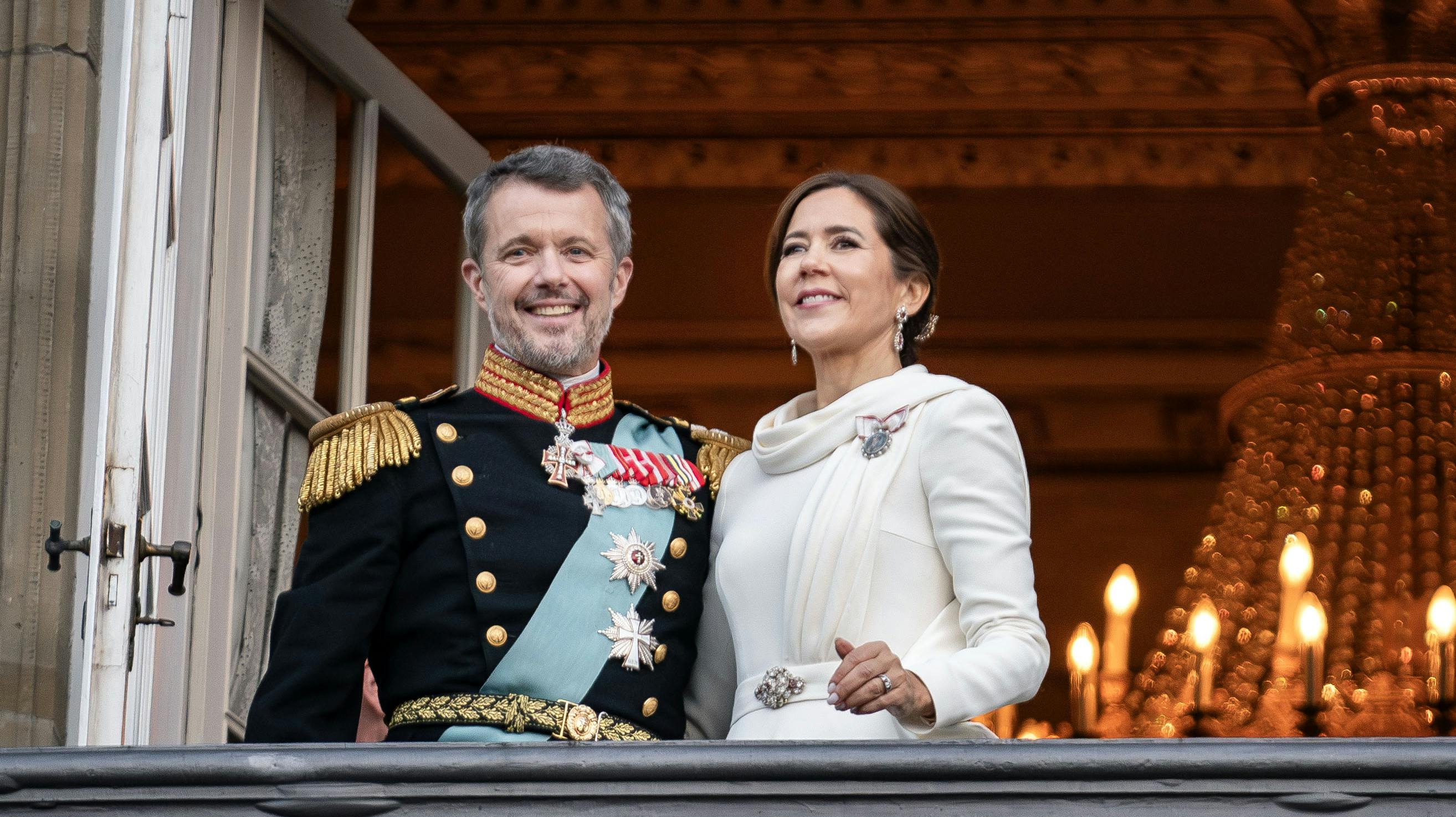 Kong Frederik og dronning Mary har besøgt Roskilde Domkirke.