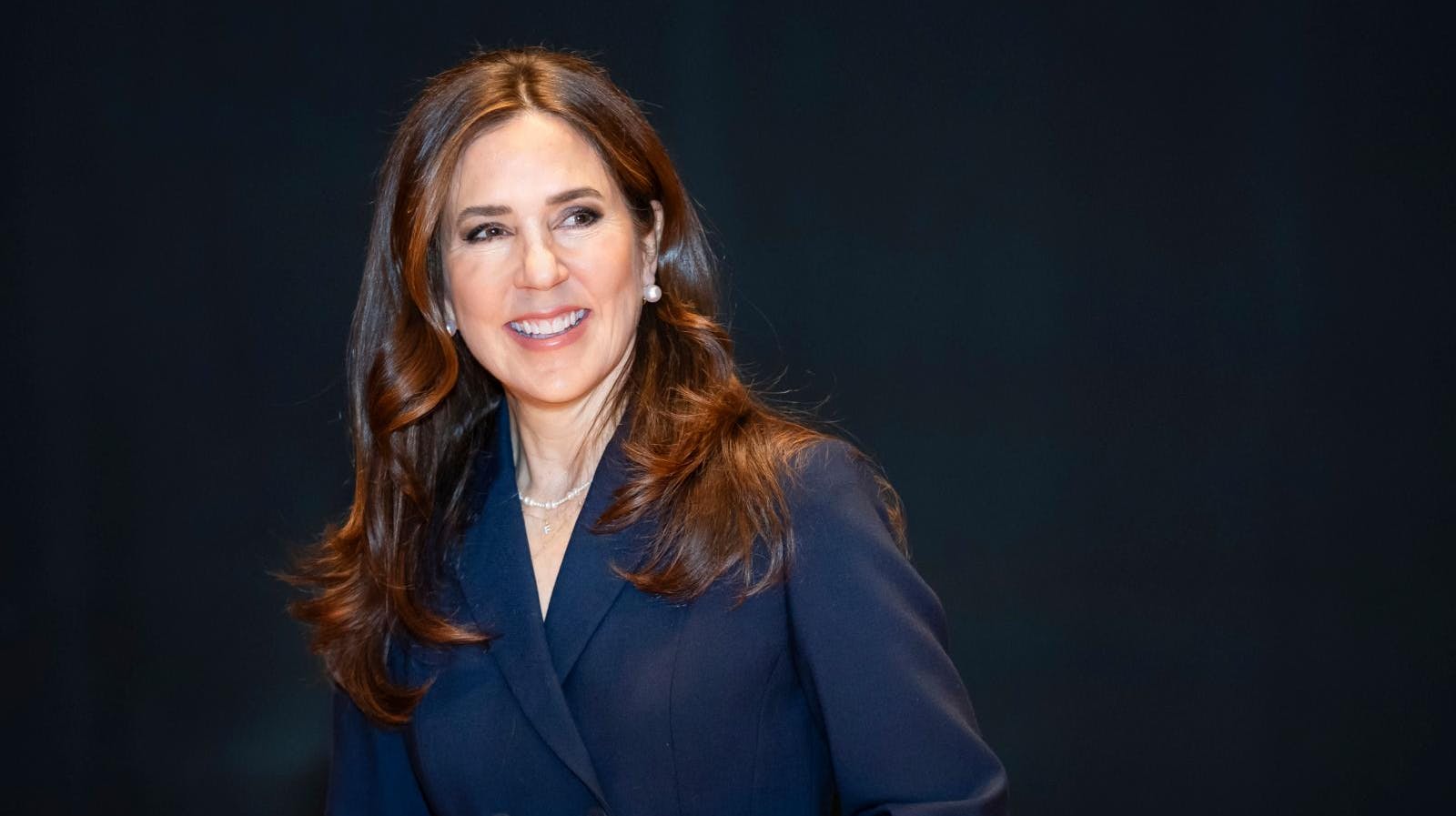 Stilfuld var hun på sin første arbejdsdag.