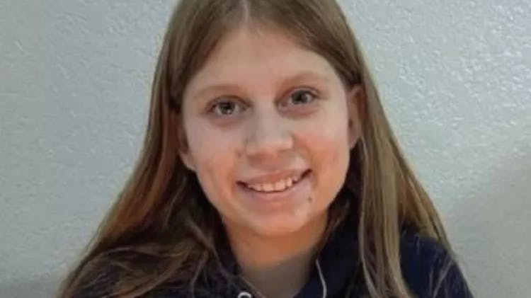 13-årige Madeleine Soto blev i sidste uge fundet dræbt – hendes stedfar er mistænkt for at stå bag drabet. Nye oplysninger i sagen tyder på, at han tidligere har udsat pigen for seksuelle overgreb.