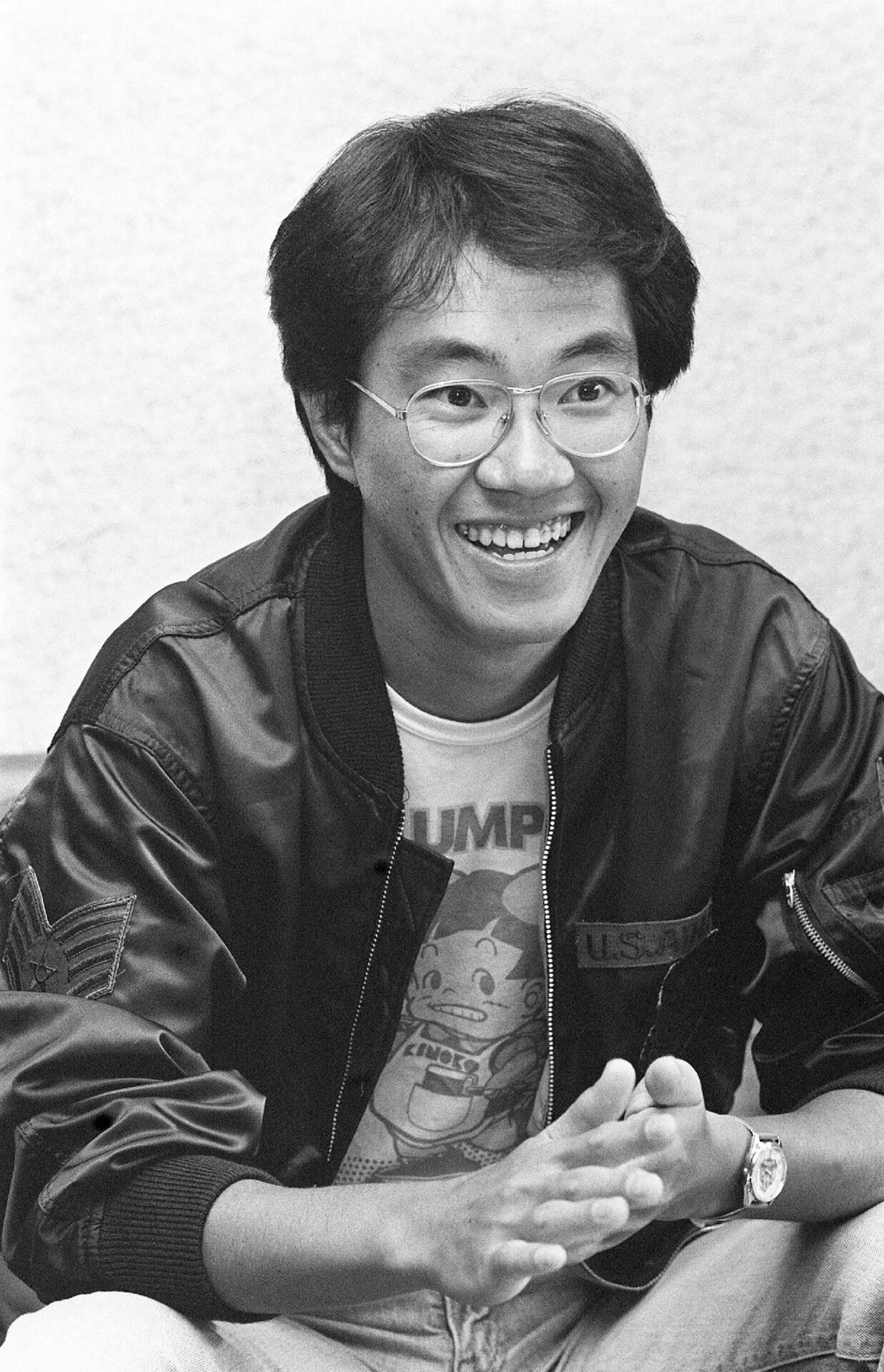 Her ses Akira Toriyama i 1982.