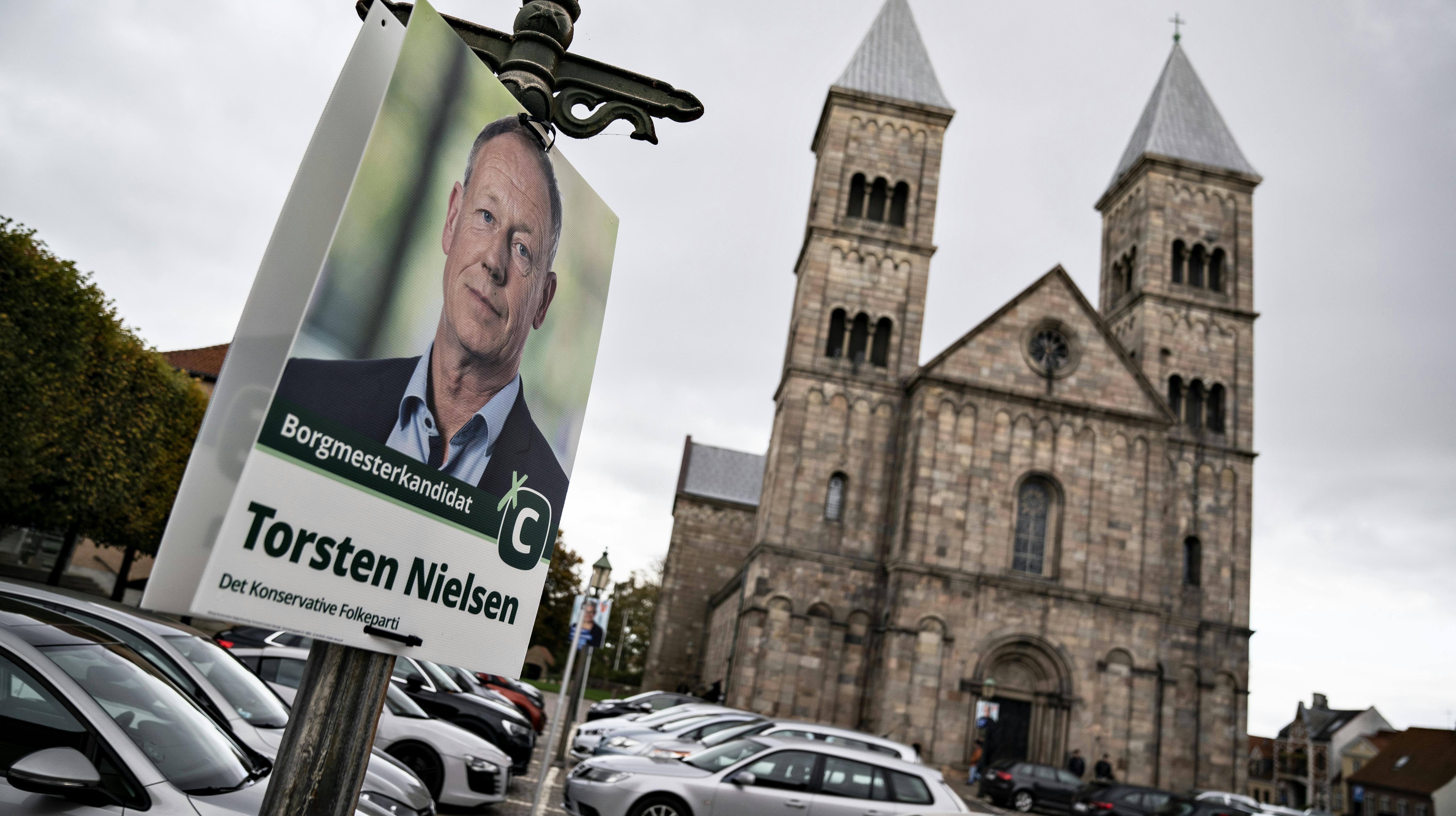 Torsten Nielsen efterfulgte Pape som konservativ borgmester, da sidstnævnte forlod kommunalpolitik til fordel for en hverdag på Christiansborg.