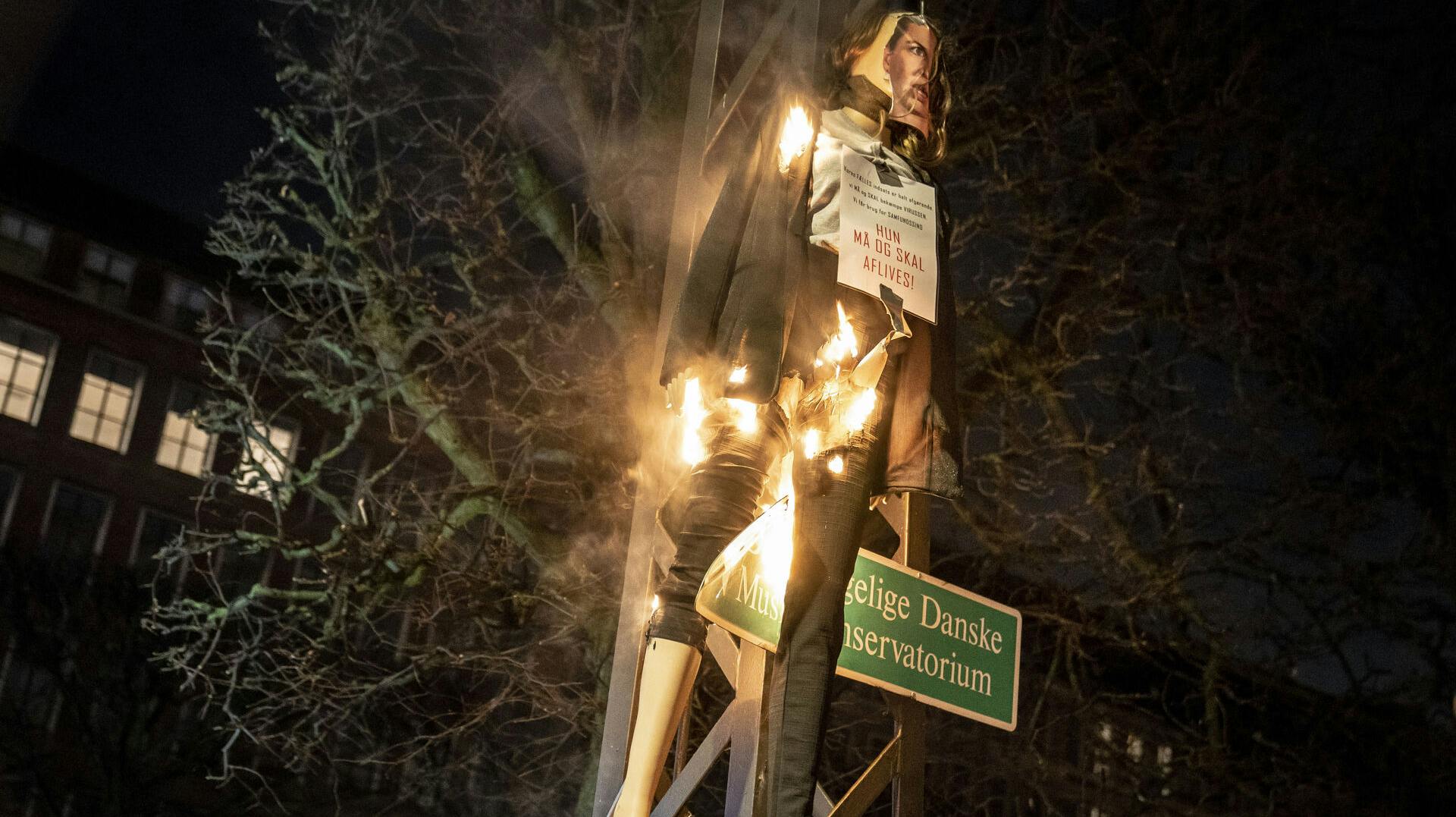 Er dette lovlig kritik af Mette Frederiksen? Eller en dødstrussel?