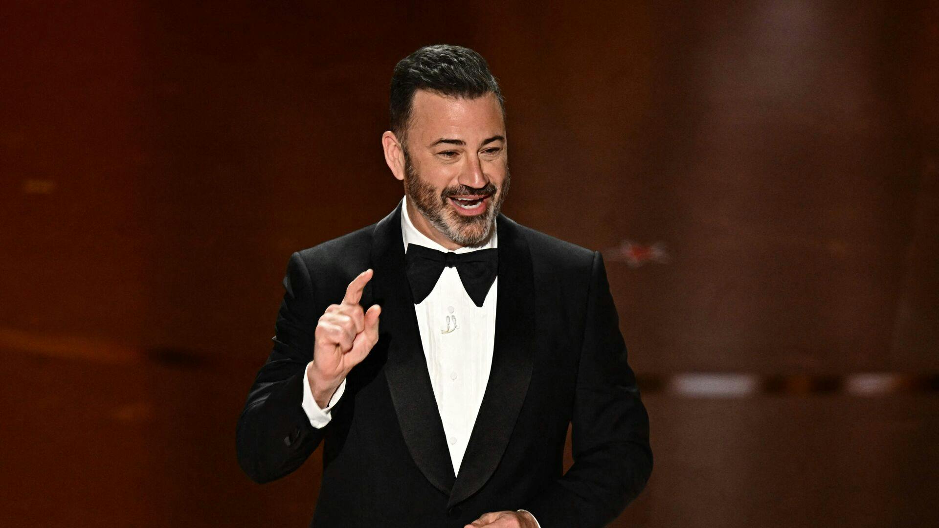 Jimmy Kimmel lader bestemt ikke til at tage jobbet for pengenes skyld.